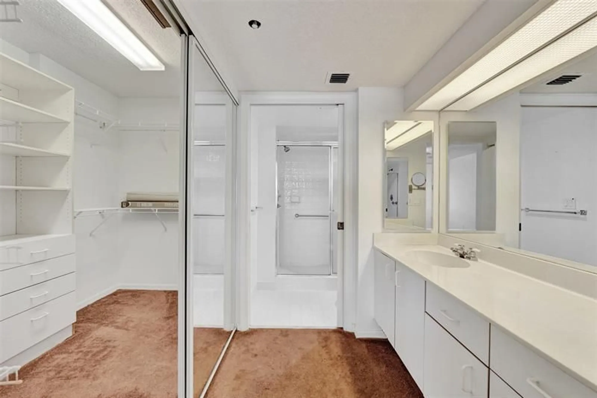 Property Slideshow image 34 of 69 | 9563 weldon cir apt d212, Fort Lauderdale, FL, 33321