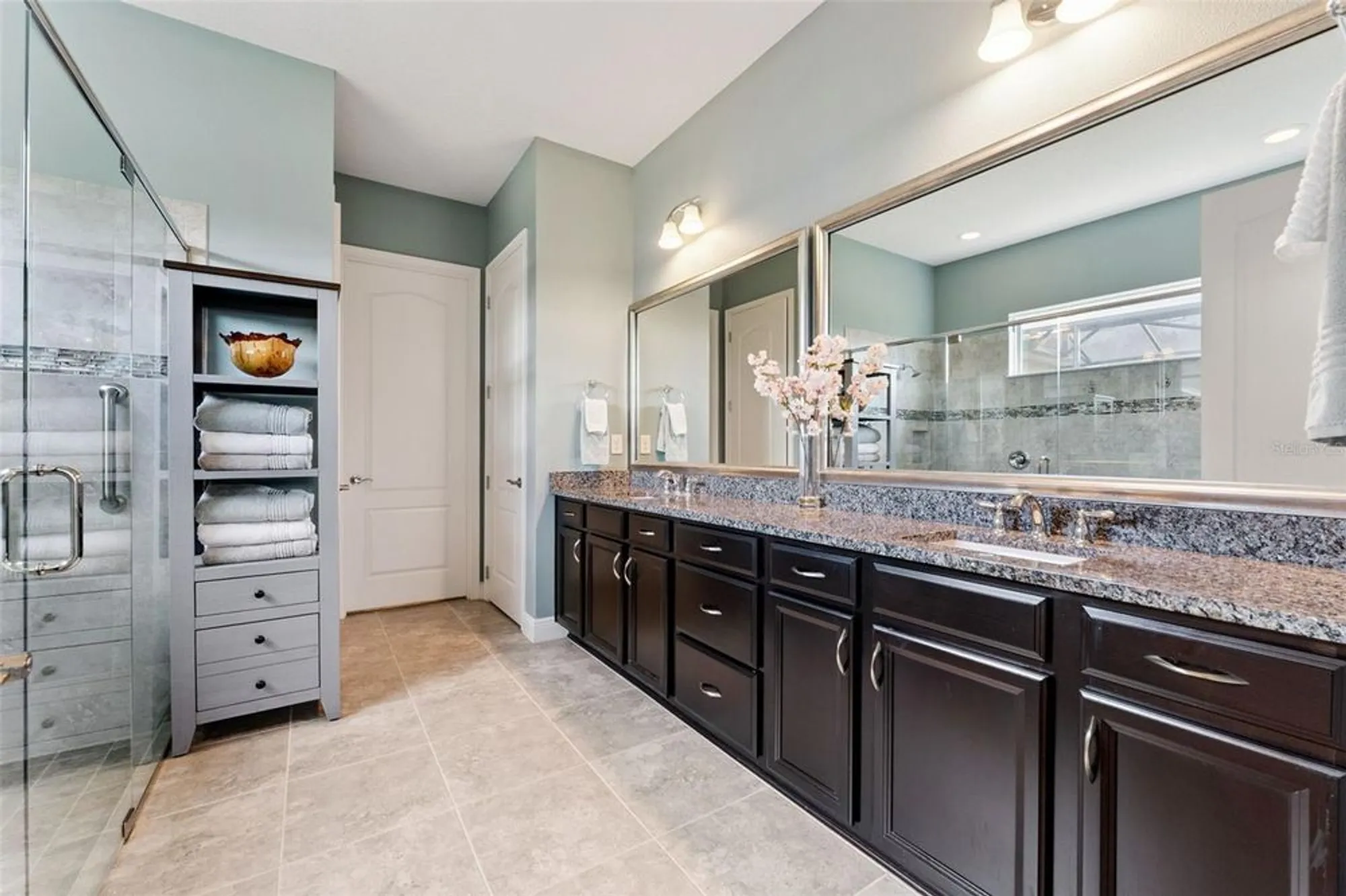 Property Slideshow image 17 of 29 | 5003 e fountainwood dr, Saint Cloud, FL, 34772