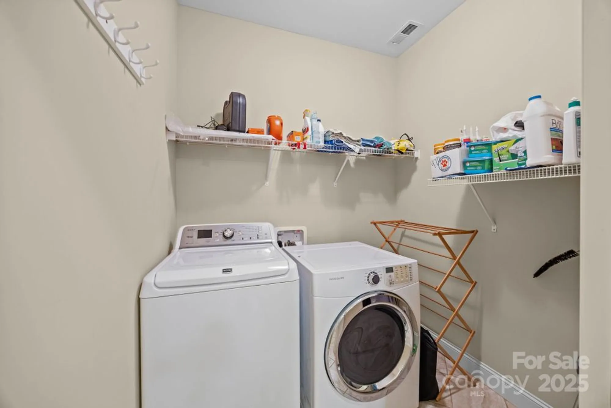 Property Slideshow image 28 of 37 | 8657 sonata ct, Denver, NC, 28037