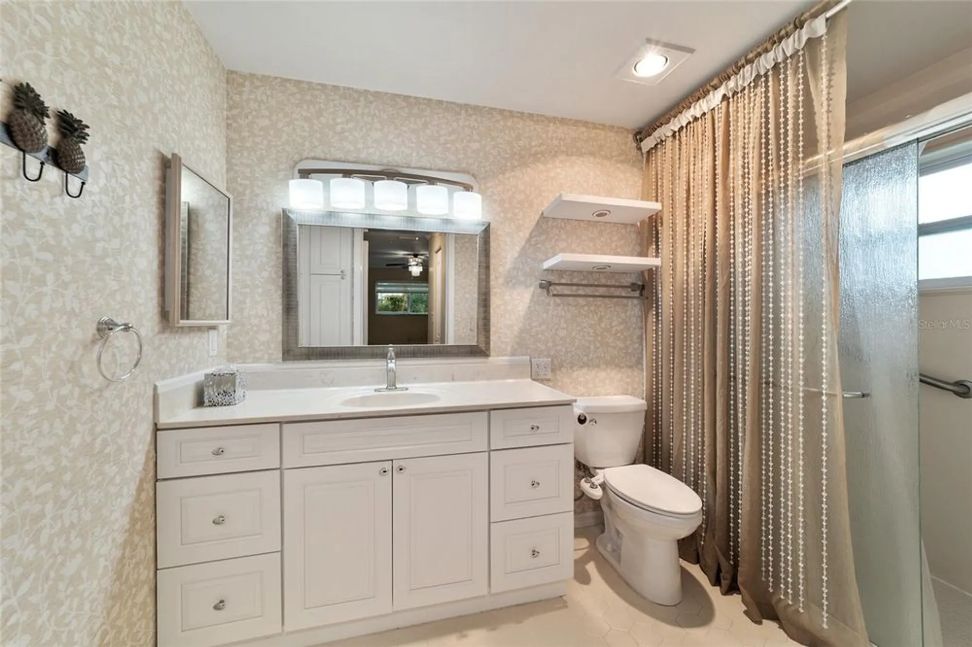 Property Slideshow image 15 of 30 | 9068 sw 82nd ter a, Ocala, FL, 34481