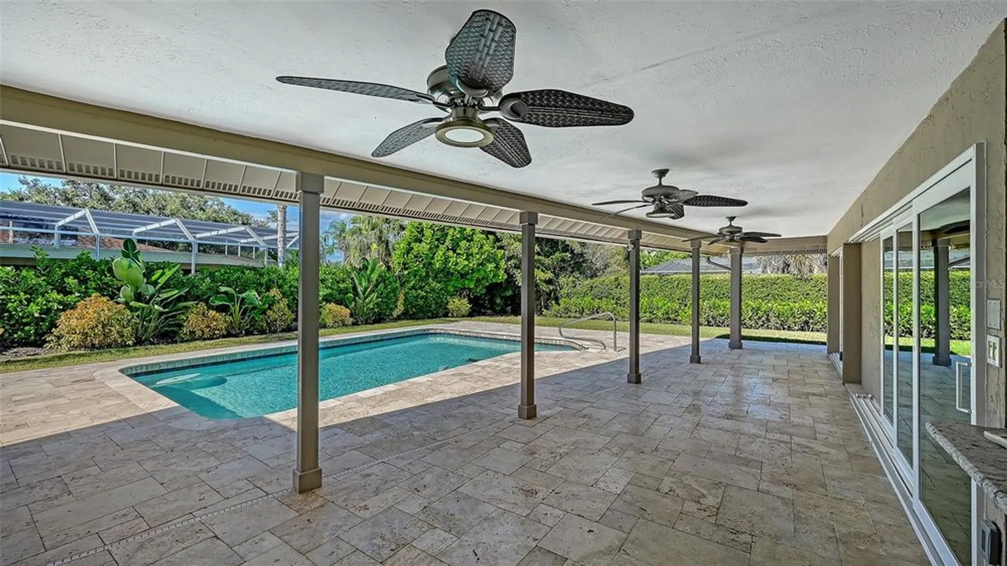 Property Slideshow image 33 of 64 | 8010 conservatory dr, Sarasota, FL, 34243