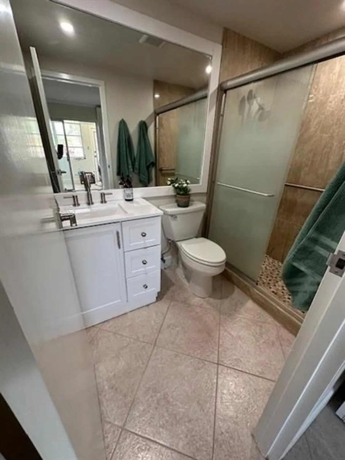 Property Slideshow image 15 of 41 | 251 seville k # 251, Delray Beach, FL, 33446