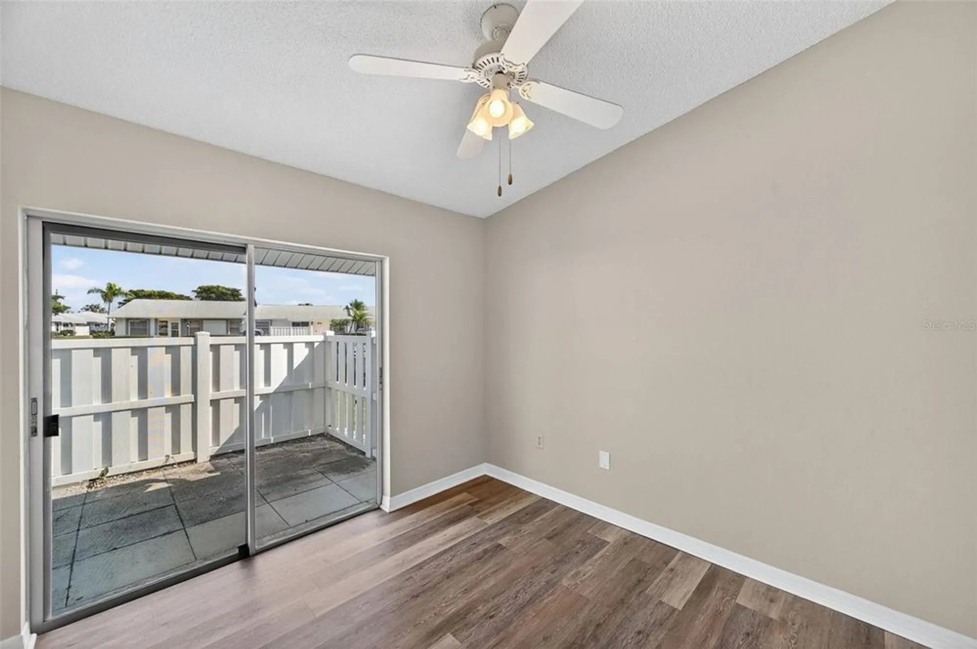 Property Slideshow image 17 of 30 | 3704 39th st w # 23, Bradenton, FL, 34205