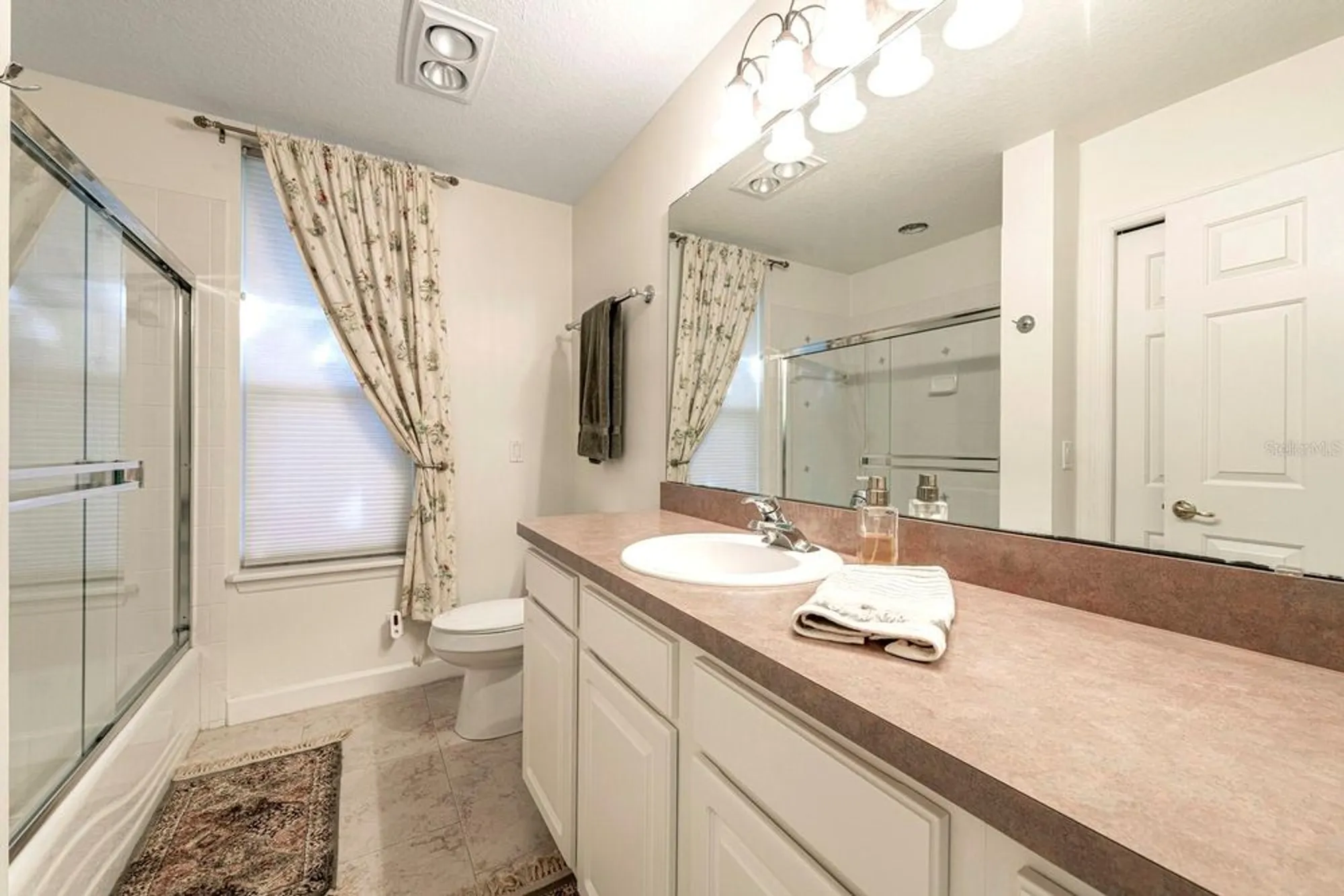 Property Slideshow image 39 of 64 | 5061 greenbriar trl, Mount Dora, FL, 32757