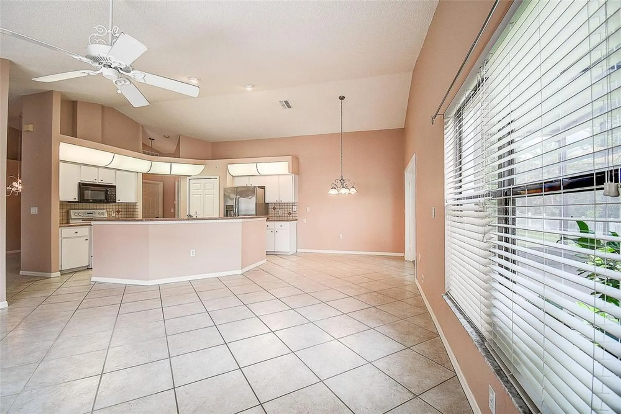 Property Slideshow image 13 of 31 | 11121 cherrywood ct, Spring Hill, FL, 34609