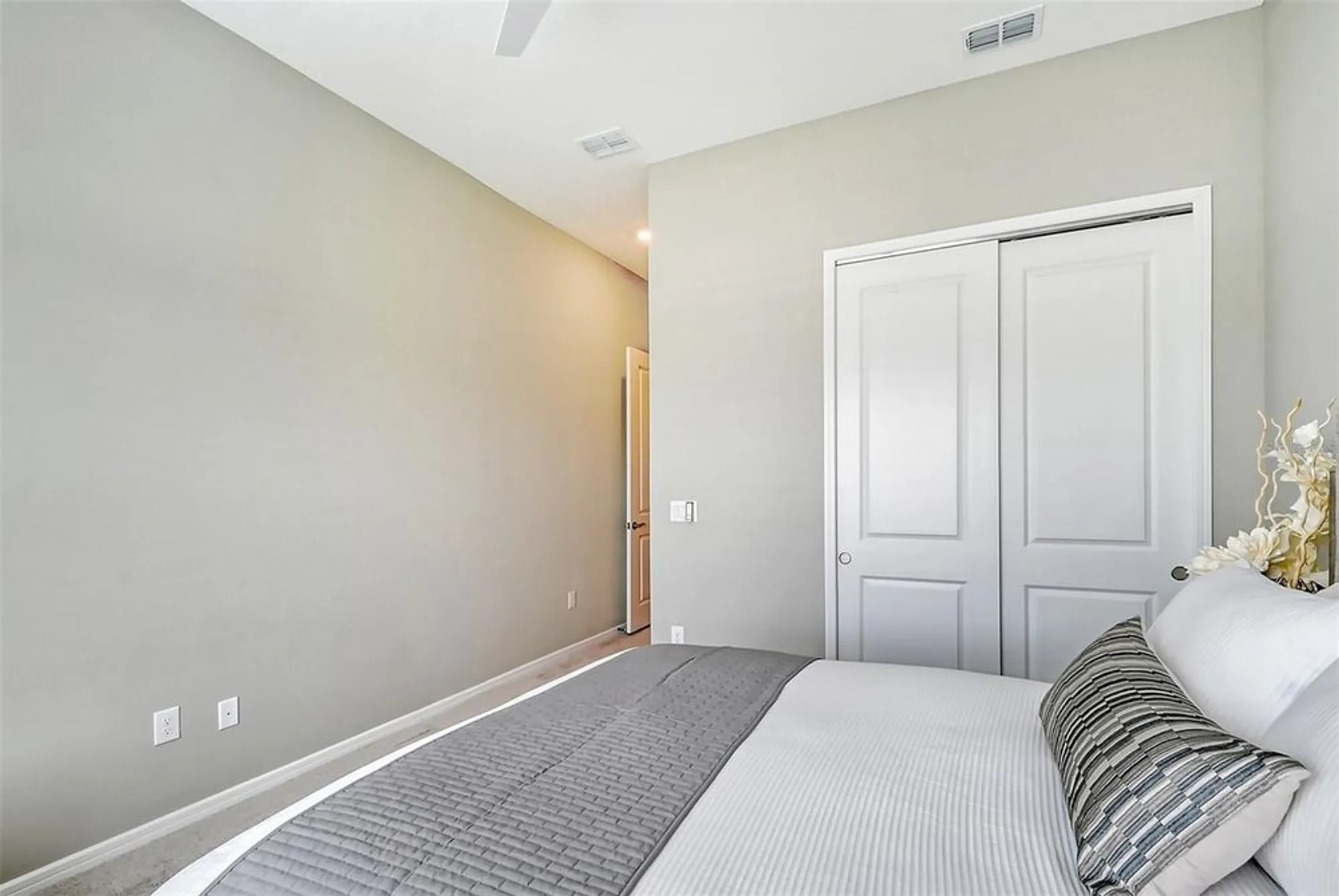 Property Slideshow image 17 of 48 | 9018 sunray cv, Parrish, FL, 34219