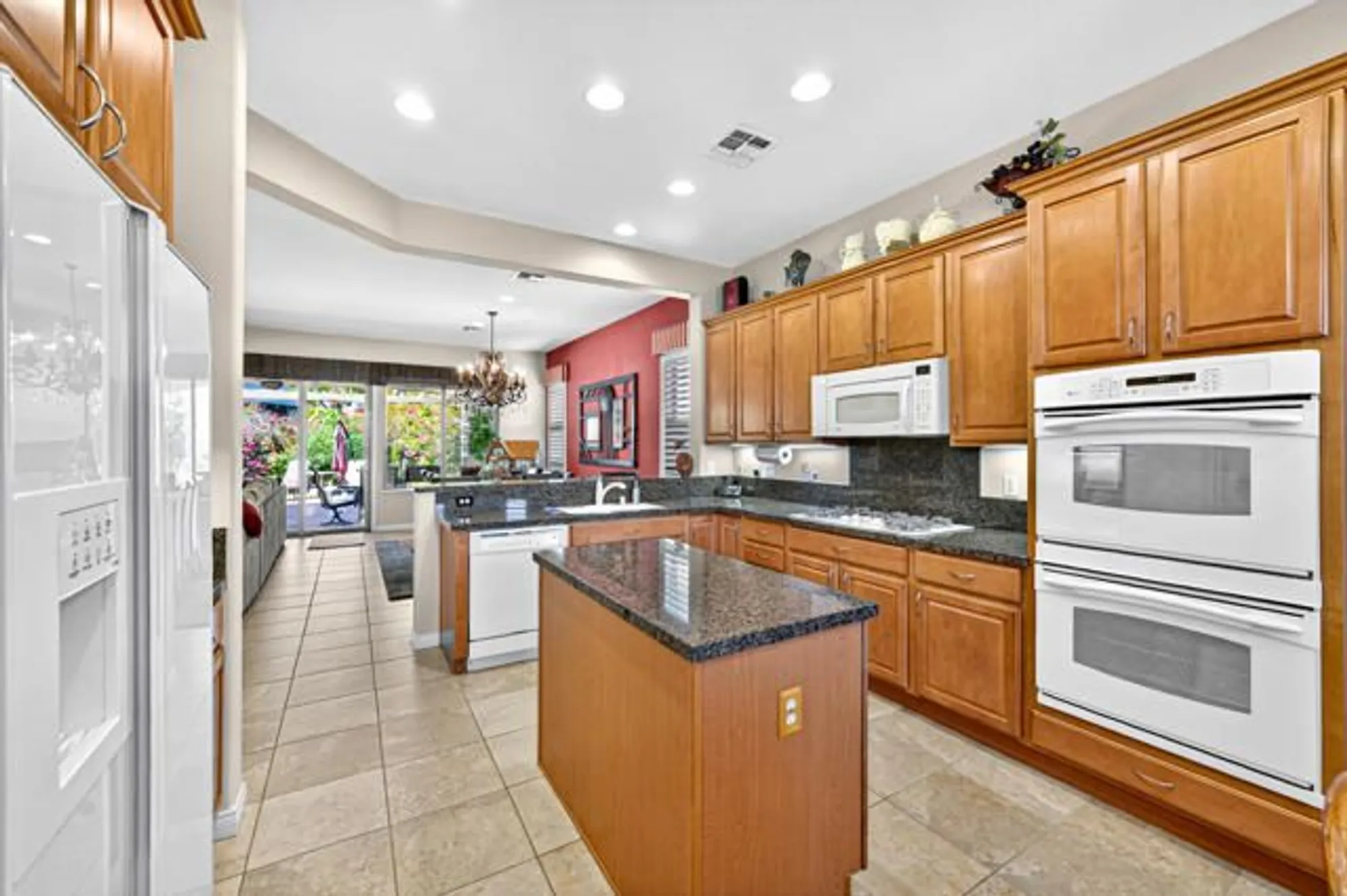 Property Slideshow image 14 of 63 | 80182 avenida aliso cyn, Indio, CA, 92203
