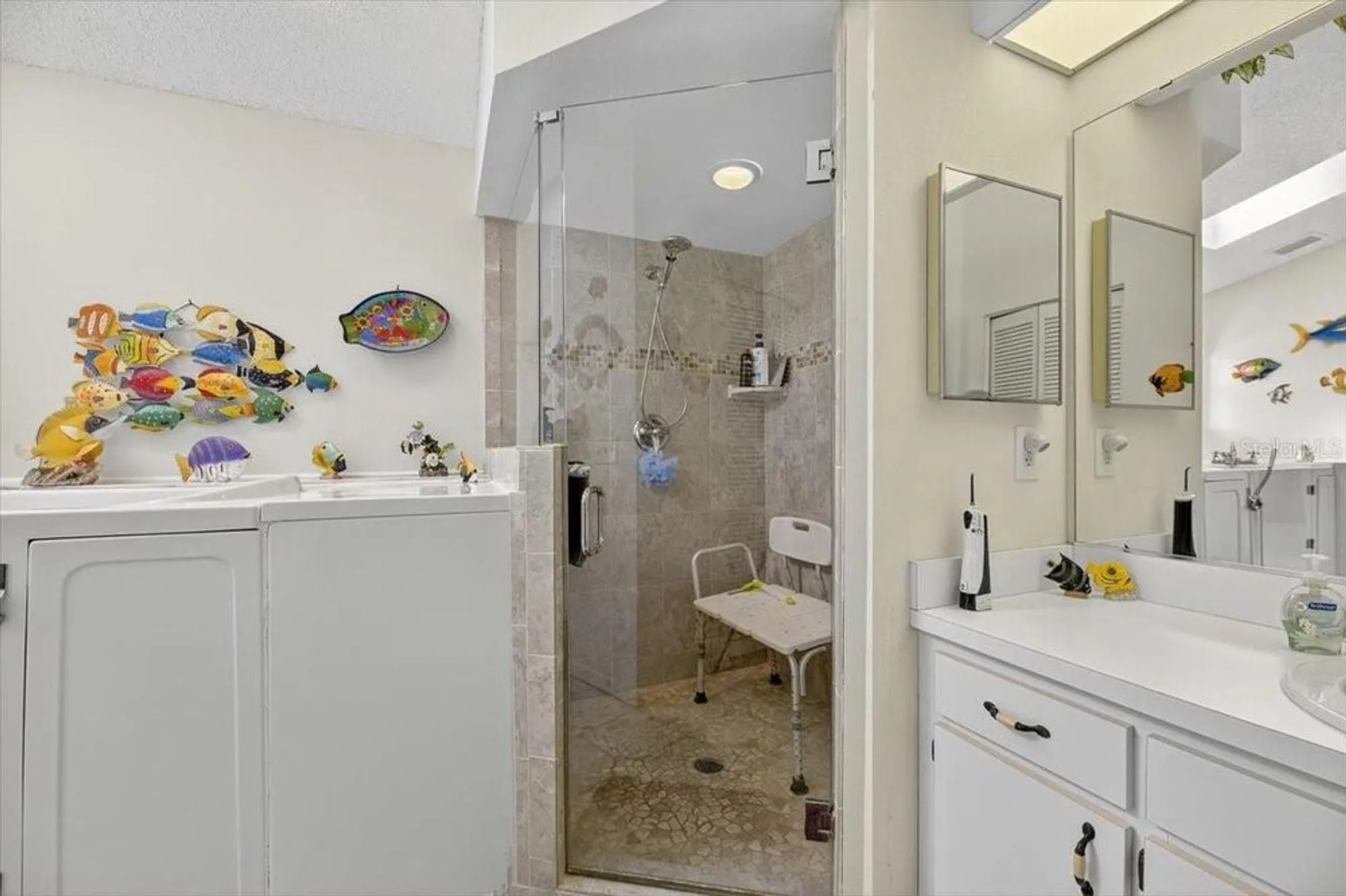 Property Slideshow image 21 of 54 | 1828 e del webb blvd, Sun City Center, FL, 33573