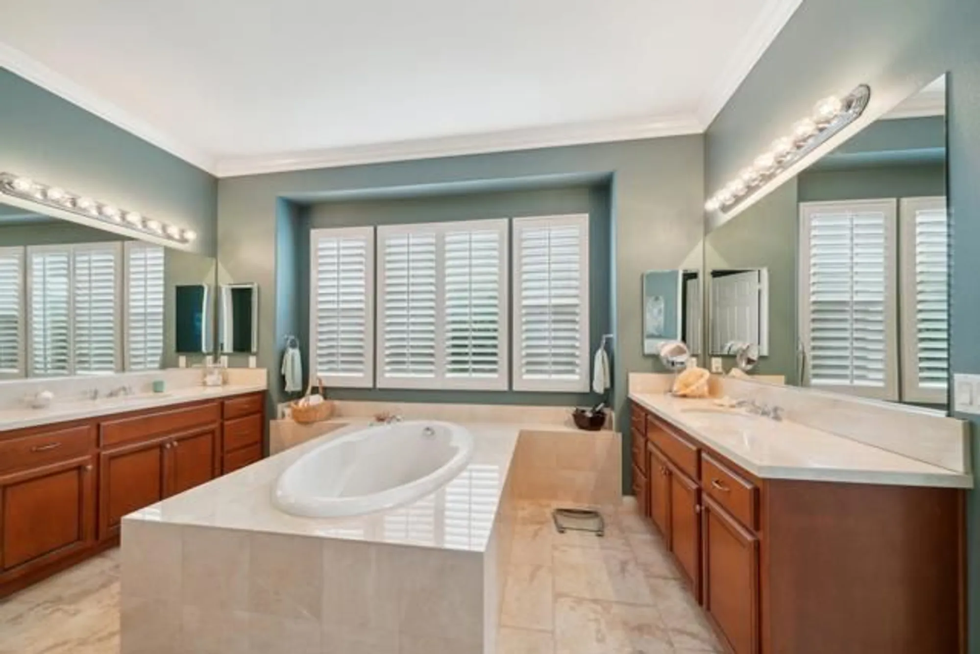 Property Slideshow image 36 of 99 | 81206 barrel cactus rd, La Quinta, CA, 92253