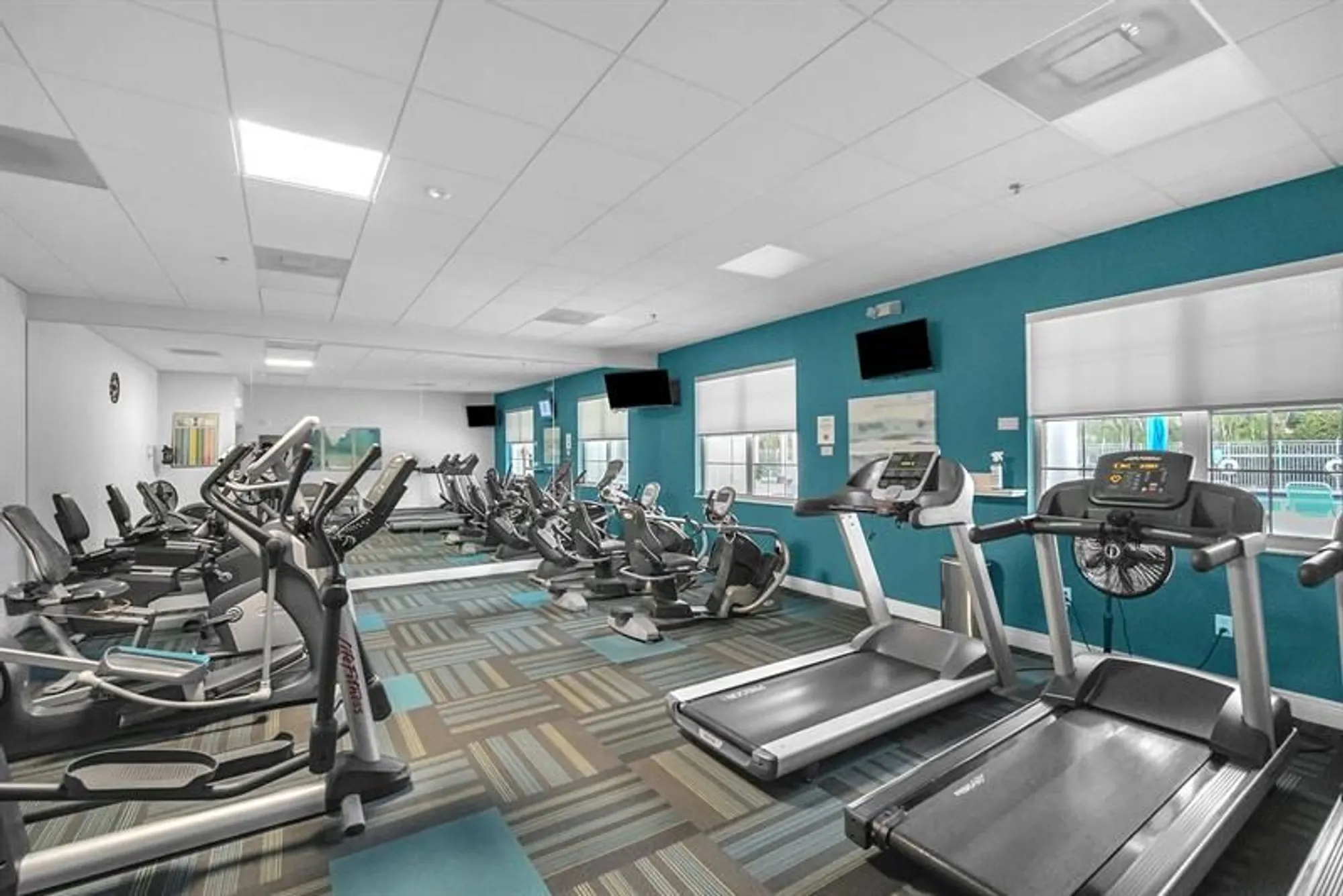 Property Slideshow image 46 of 57 | 5701 swaying palm ln, Boynton Beach, FL, 33437