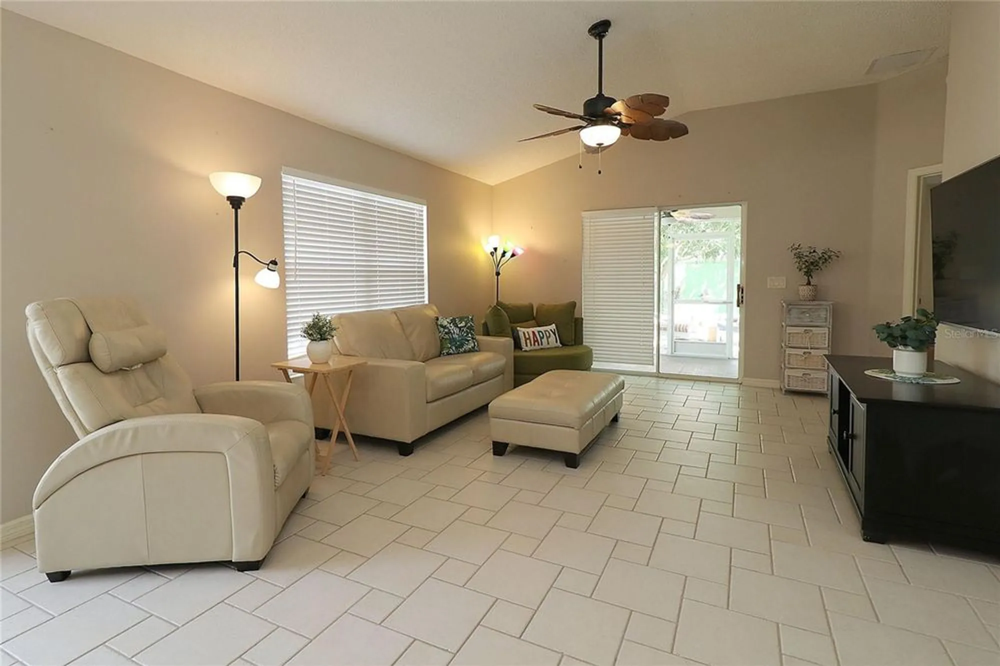 Property Slideshow image 10 of 47 | 1135 easley way, The Villages, FL, 32162