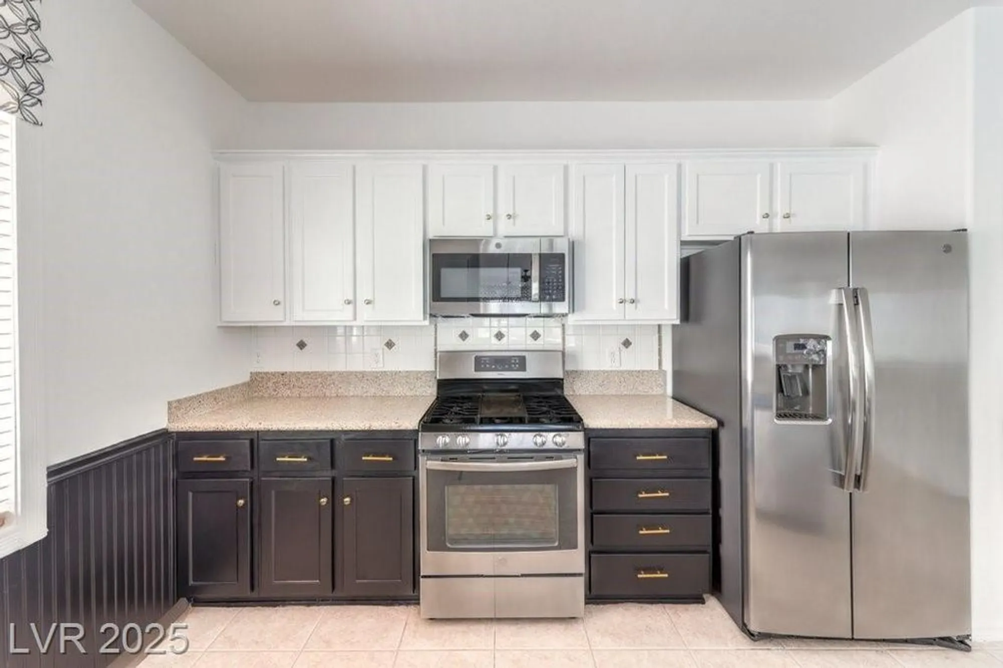 Property Slideshow image 11 of 32 | 5389 progresso st, Las Vegas, NV, 89135