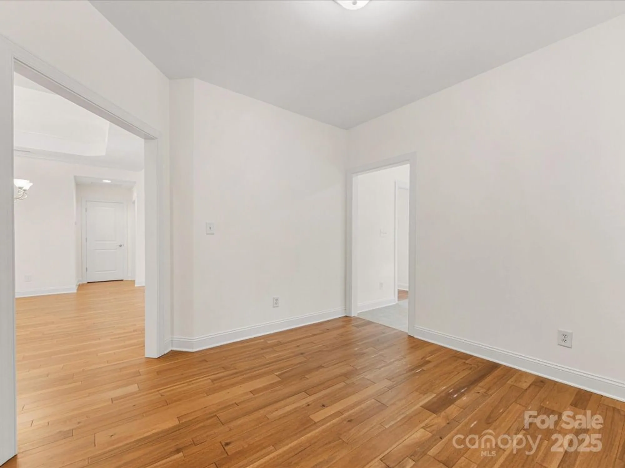 Property Slideshow image 16 of 47 | 2963 bellasera way, Matthews, NC, 28105