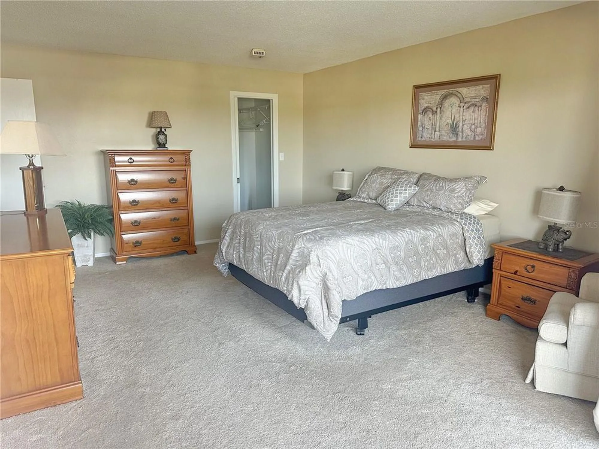 Property Slideshow image 14 of 32 | 4725 cove cir apt 309, Saint Petersburg, FL, 33708