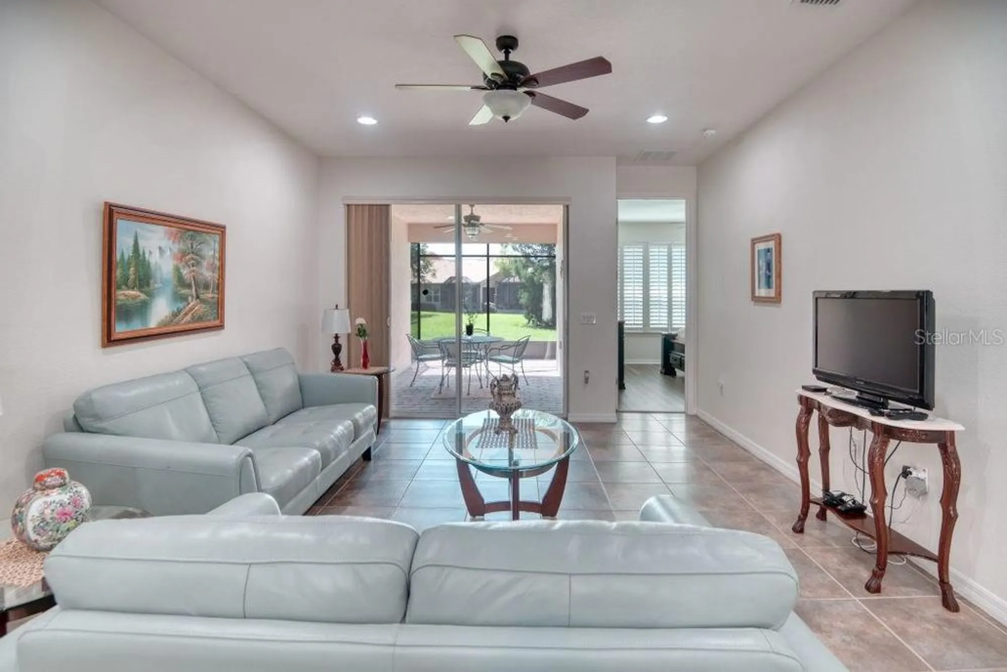 Property Slideshow image 10 of 43 | 3432 fallbrook dr, Poinciana, FL, 34759