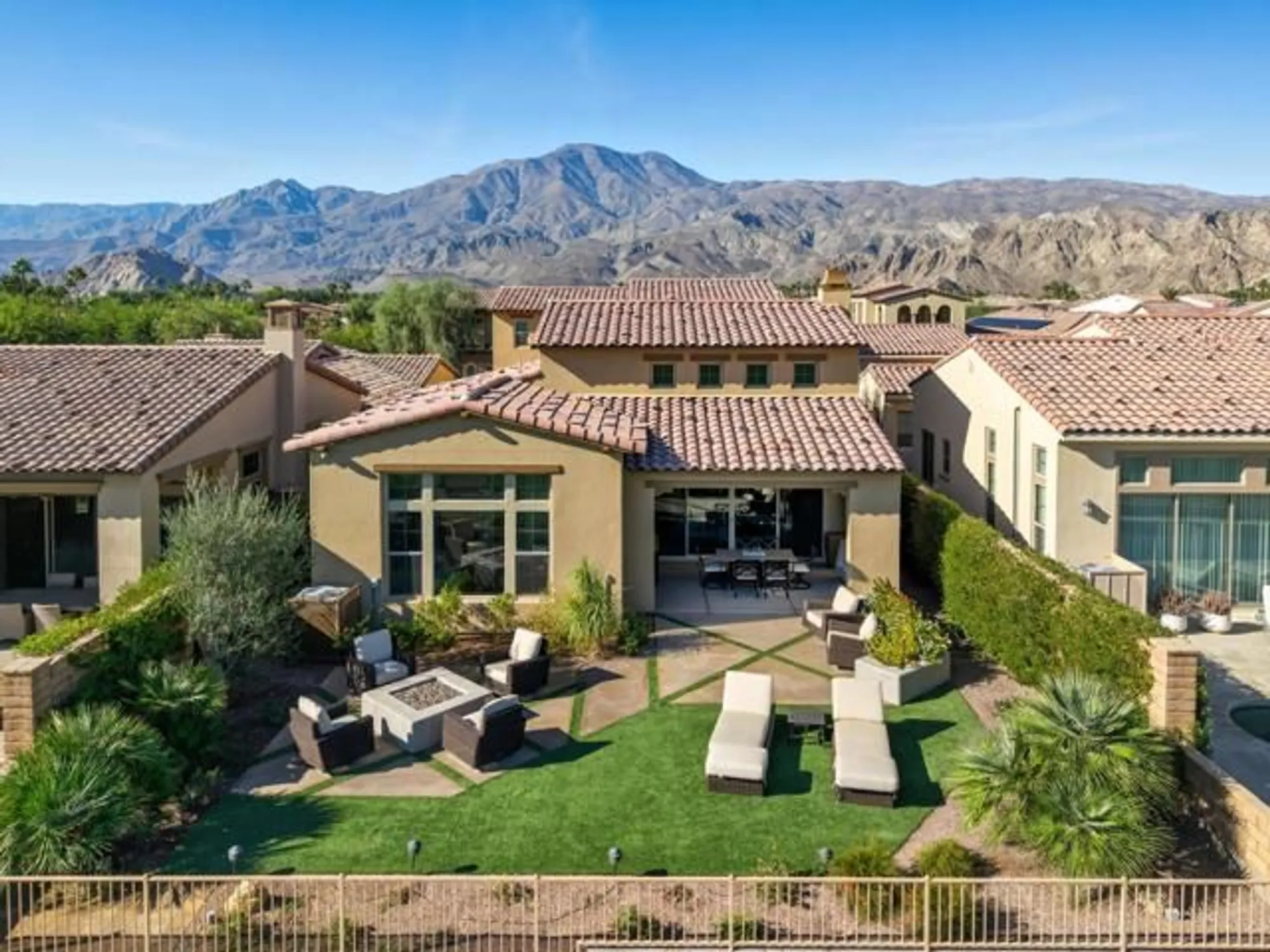 Property Slideshow image 9 of 44 | 80486 champions way, La Quinta, CA, 92253