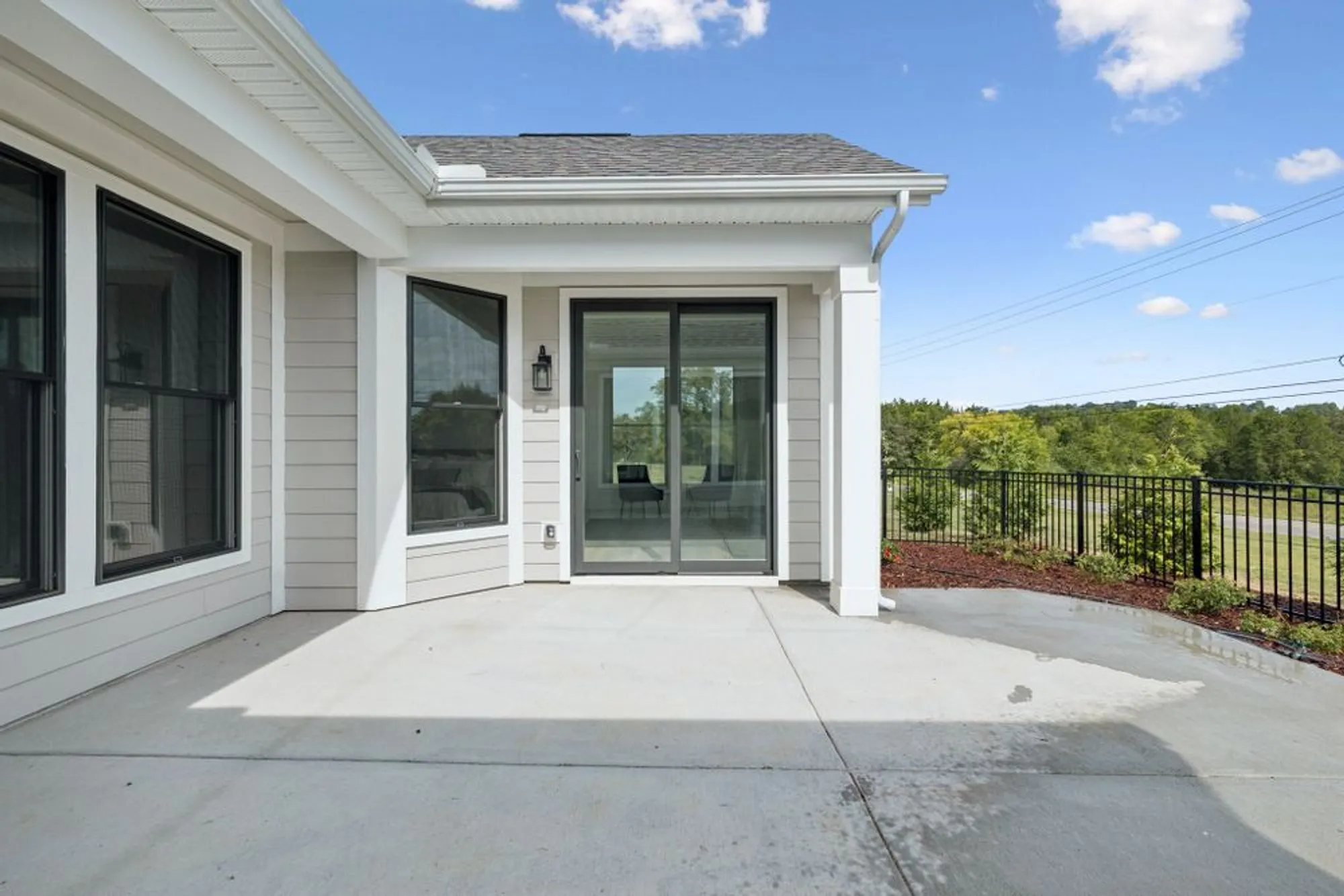 Property Slideshow image 8 of 69 | 504 restoration dr, Smyrna, TN, 37167