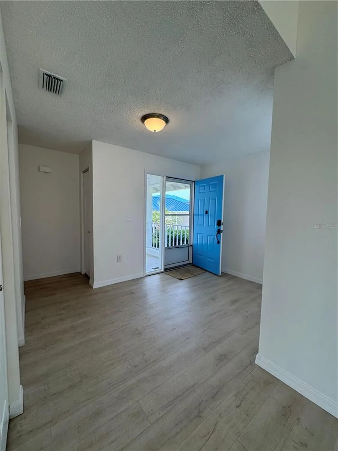 Property Slideshow image 17 of 34 | 859 audubon dr # 859, Bradenton, FL, 34209