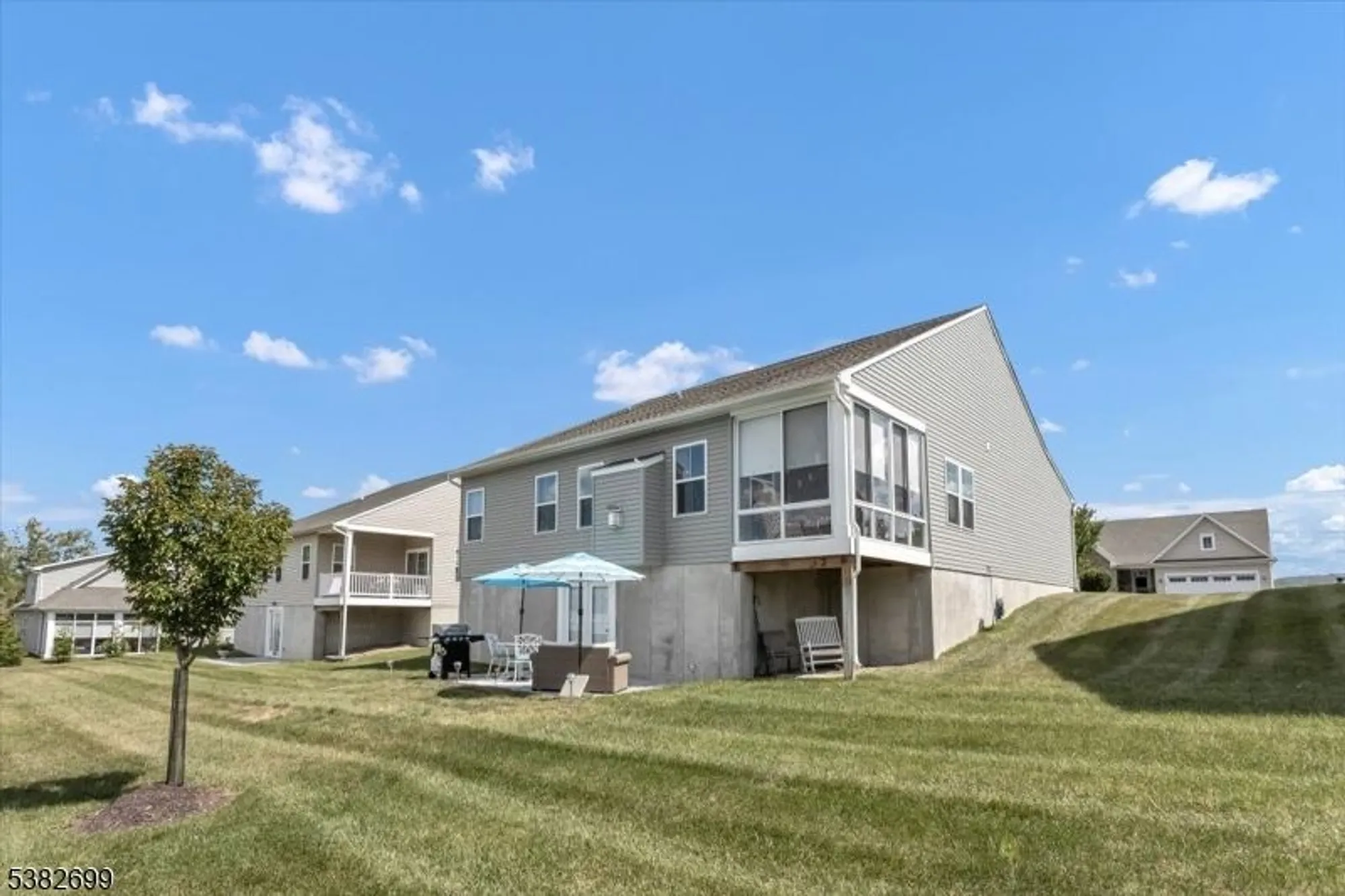 Property Slideshow image 3 of 32 | 51 mountain view ln, Port Murray, NJ, 07865