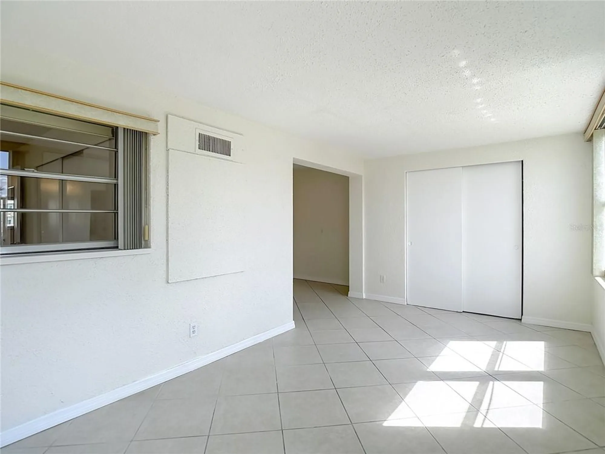 Property Slideshow image 15 of 31 | 2461 canadian way 45, Clearwater, FL, 33763