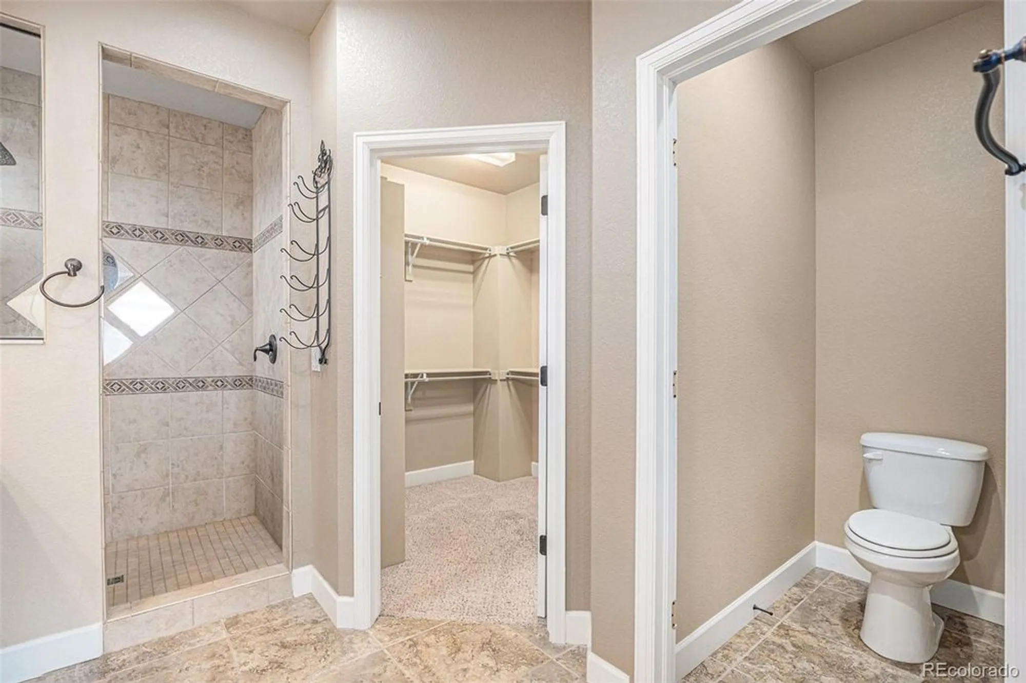 Property Slideshow image 20 of 28 | 5521 ensenada st, Denver, CO, 80249