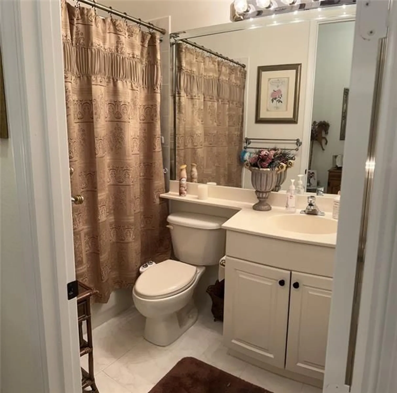 Property Slideshow image 16 of 31 | 8736 bellido cir, Boynton Beach, FL, 33472