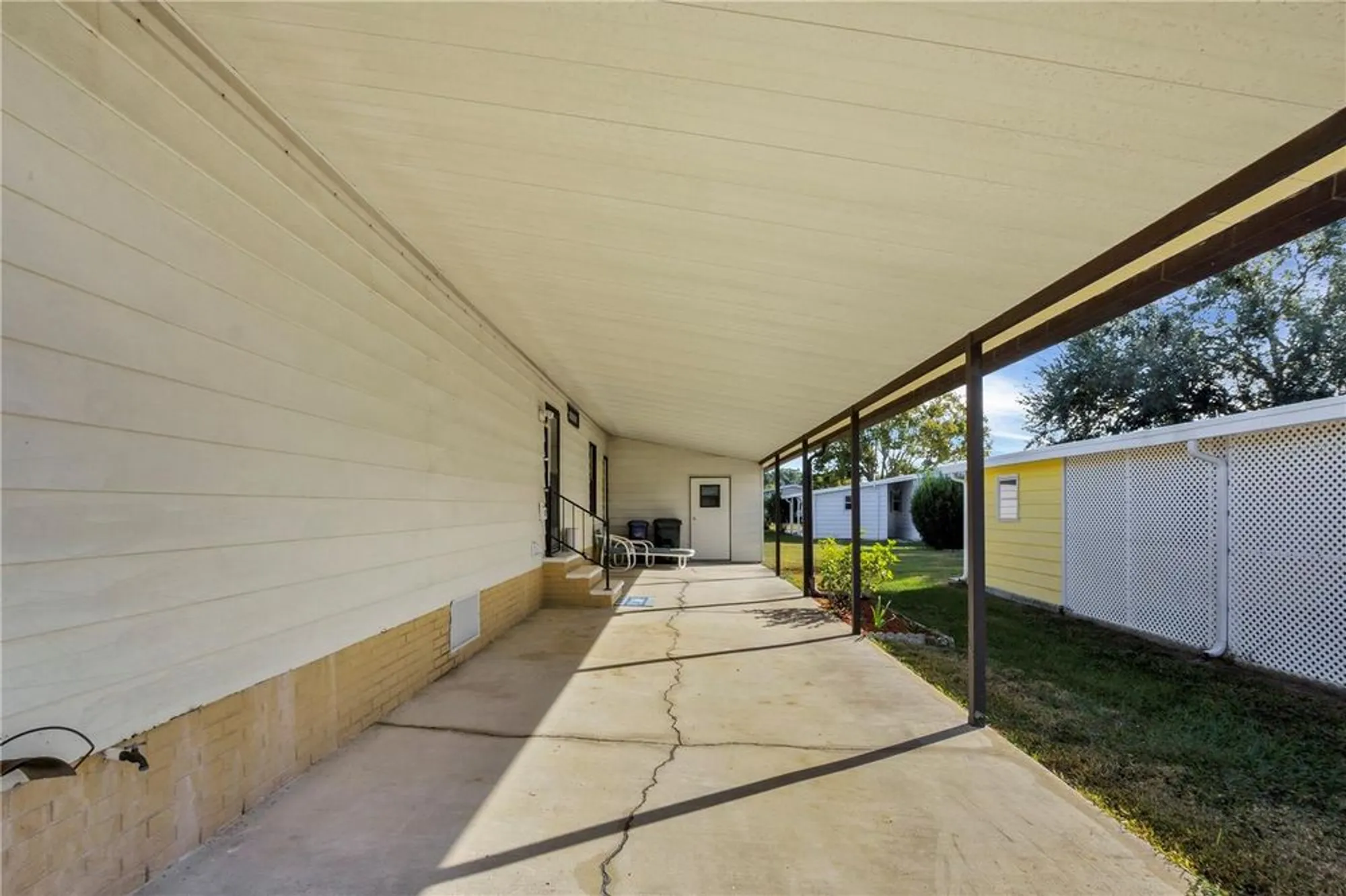 Property Slideshow image 29 of 44 | 4969 foxwood lake dr, Lakeland, FL, 33810