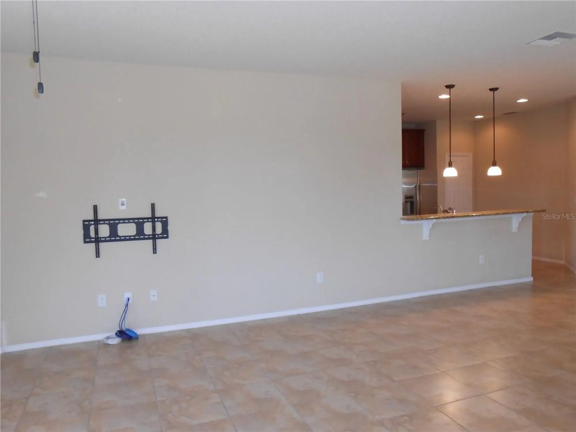 Property Slideshow image 41 of 61 | 344 mystic falls dr, Apollo Beach, FL, 33572