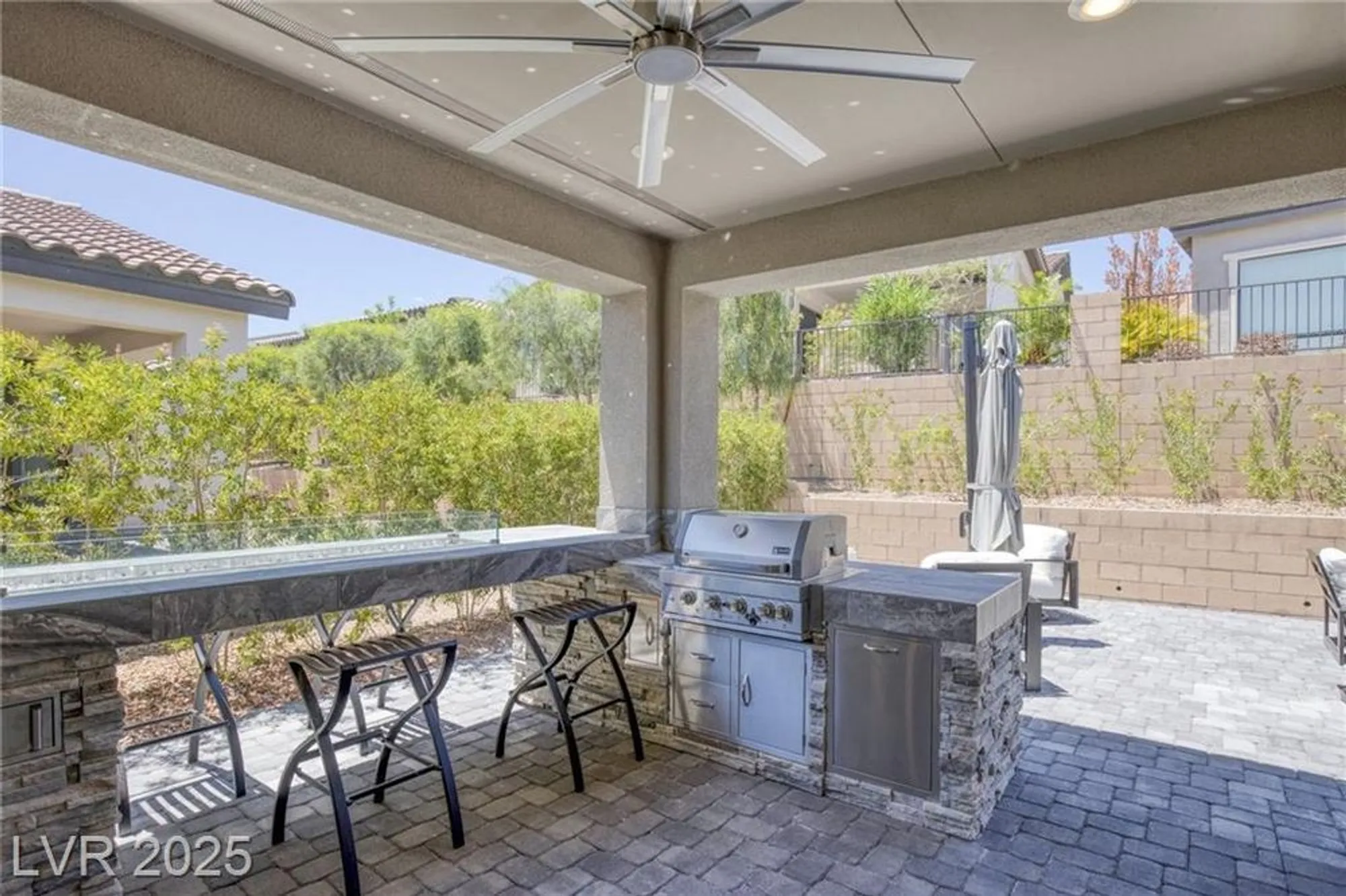 Property Slideshow image 22 of 44 | 25 red creek bluff st, Henderson, NV, 89011