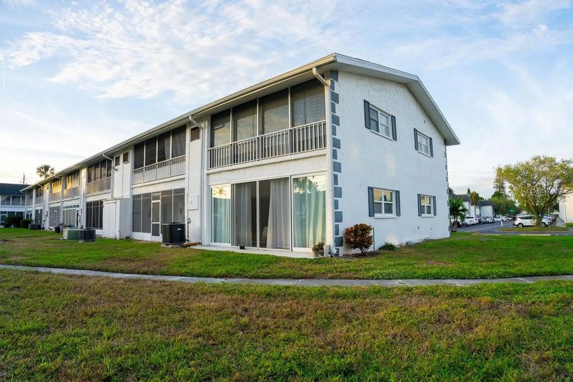 Property Slideshow image 18 of 19 | 304 46th avenue ter 216, Bradenton, FL, 34207
