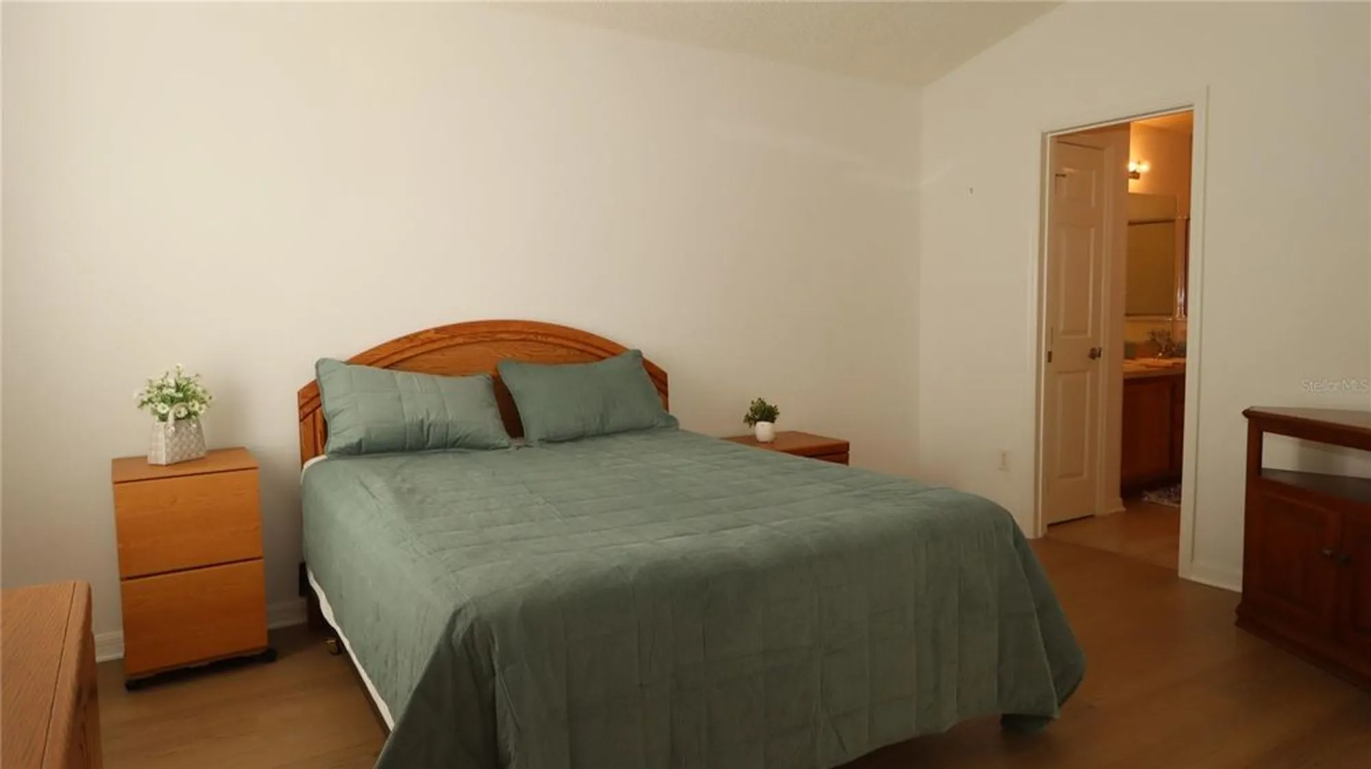 Property Slideshow image 14 of 27 | 792 chappells dr, The Villages, FL, 32162