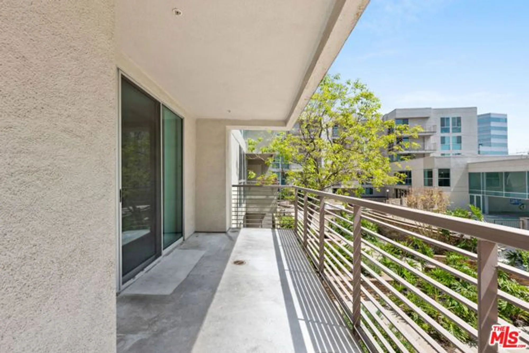 Property Slideshow image 17 of 41 | 267 s san pedro st unit 211, Los Angeles, CA, 90012