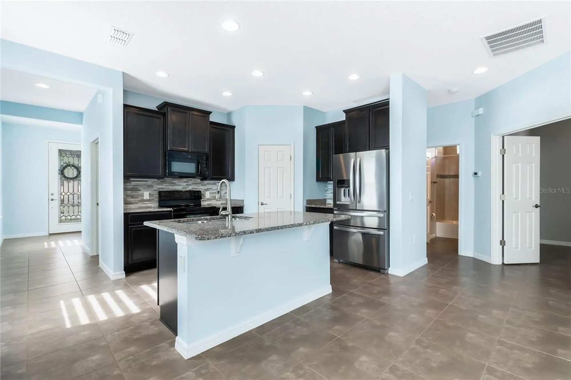 Property Slideshow image 4 of 44 | 308 vestrella dr, Kissimmee, FL, 34759