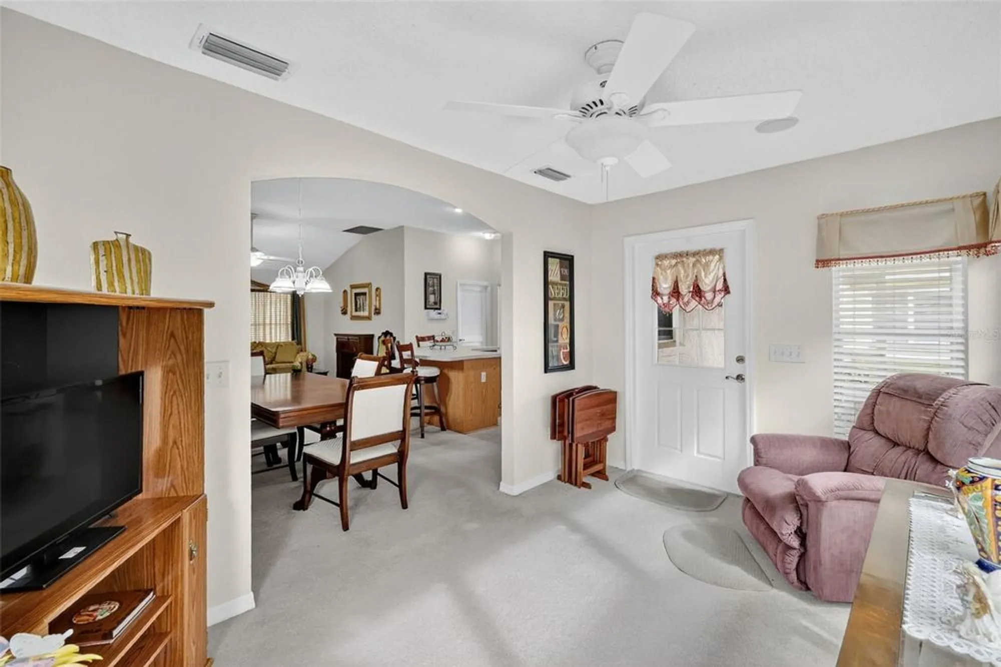 Property Slideshow image 21 of 25 | 2123 heather hill loop, The Villages, FL, 32162