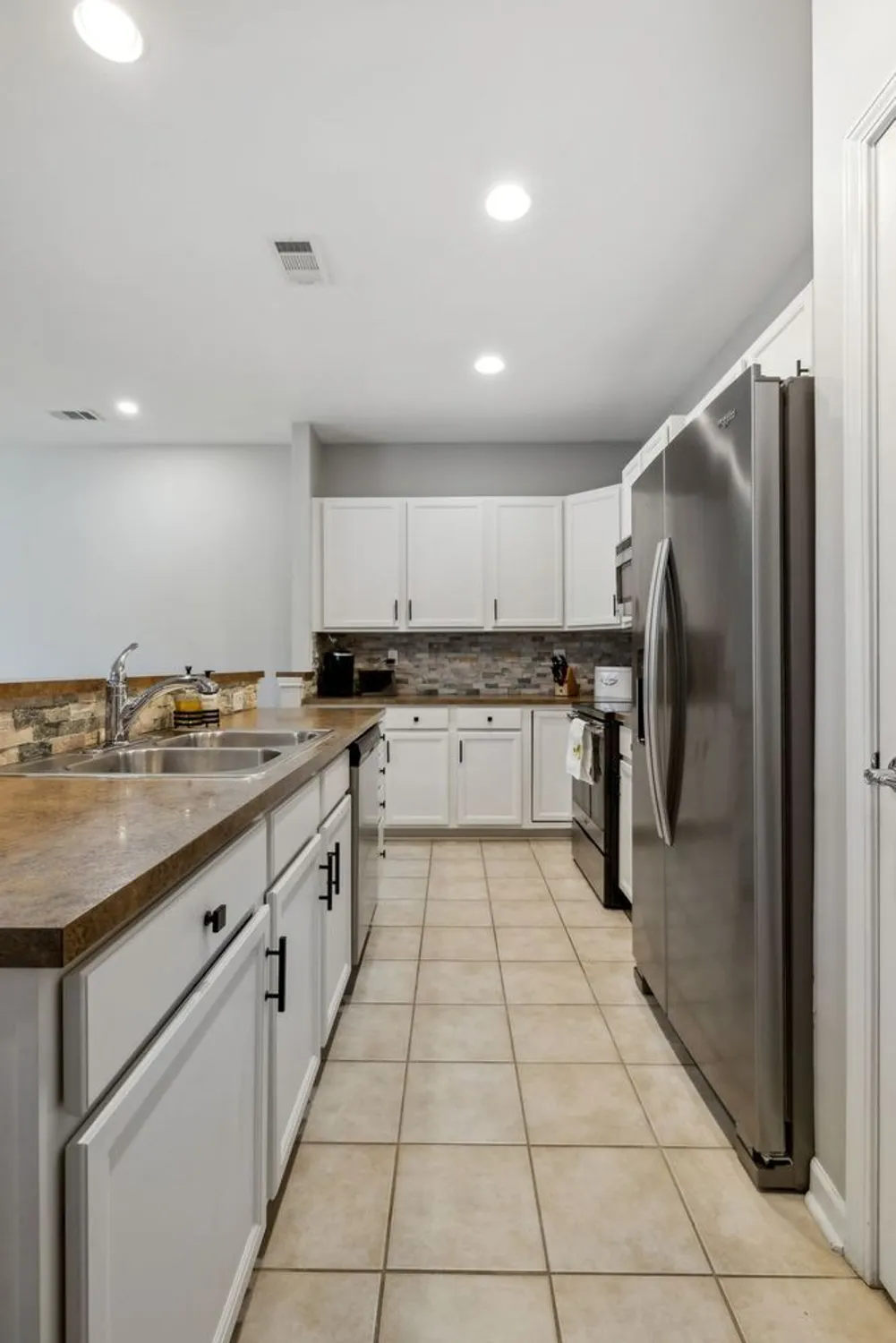 Property Slideshow image 15 of 37 | 157 old towne dr, Mount Juliet, TN, 37122