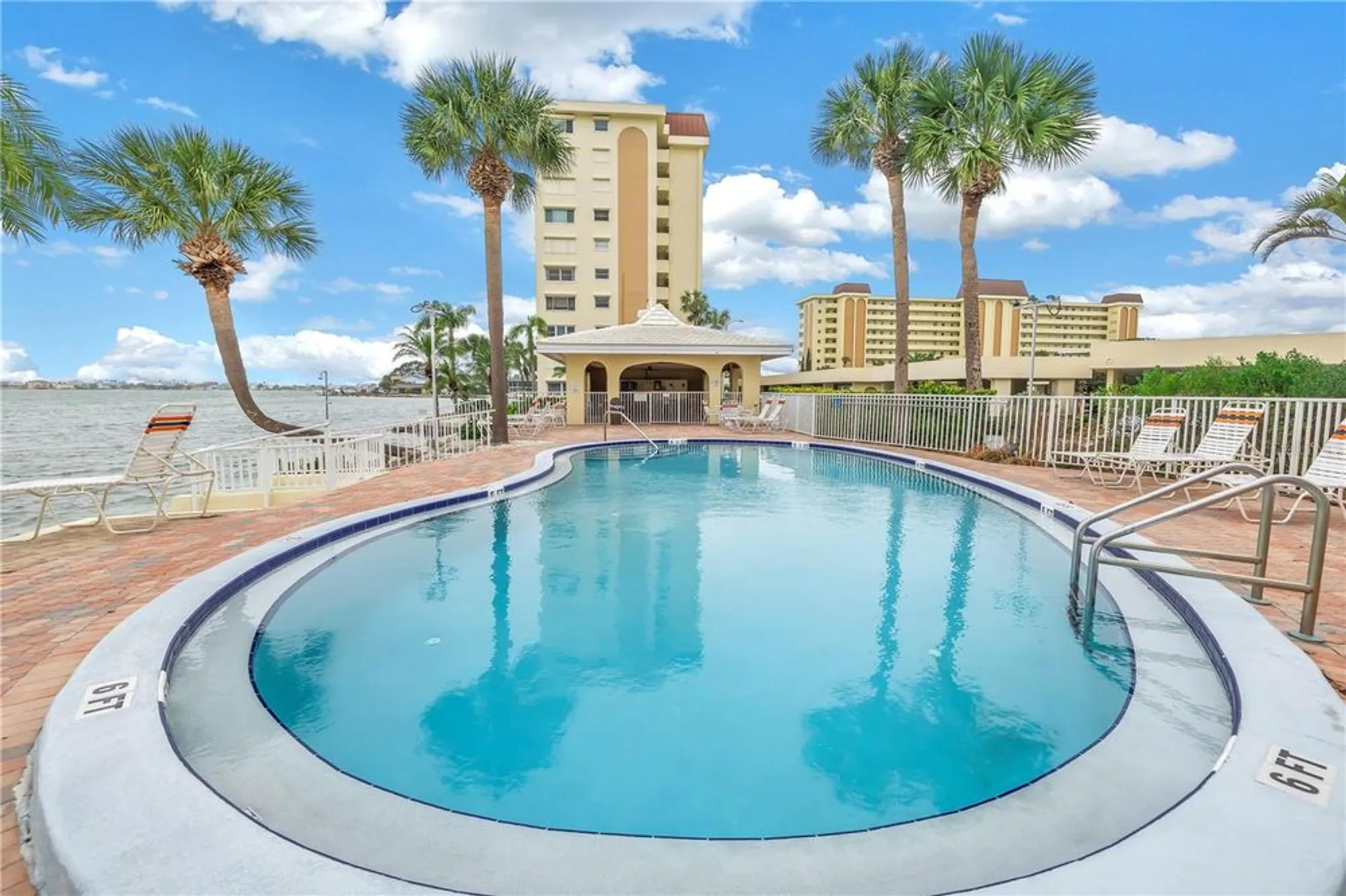 Property Slideshow image 69 of 73 | 4525 cove cir apt 102, Saint Petersburg, FL, 33708