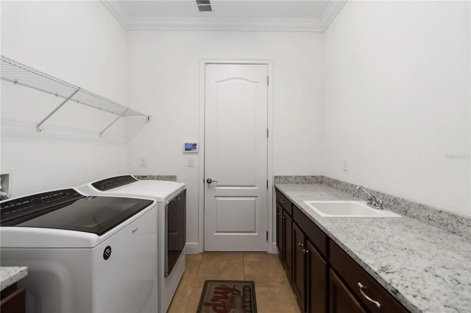 Property Slideshow image 28 of 54 | 5043 vantage ct, Saint Cloud, FL, 34772