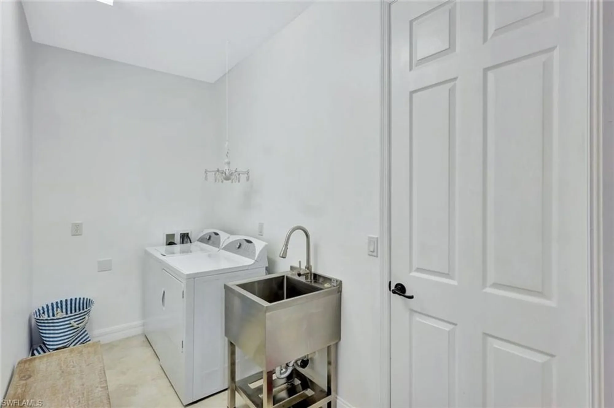 Property Slideshow image 26 of 47 | 28550 westmeath ct, Bonita Springs, FL, 34135