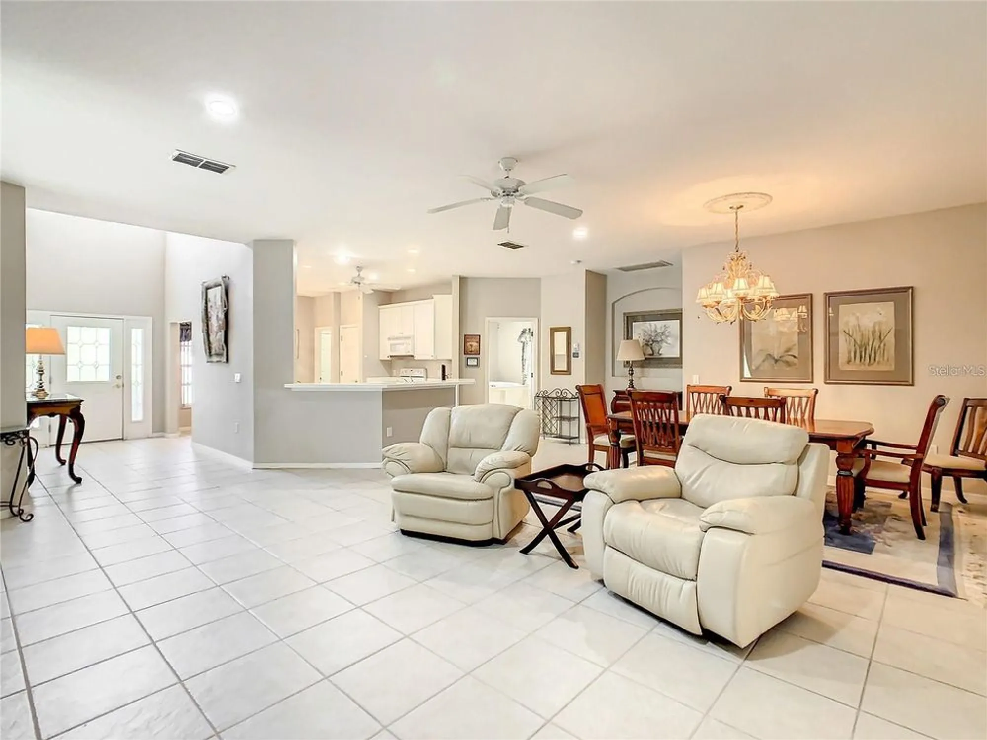 Property Slideshow image 17 of 86 | 417 lake butler dr, Kissimmee, FL, 34759