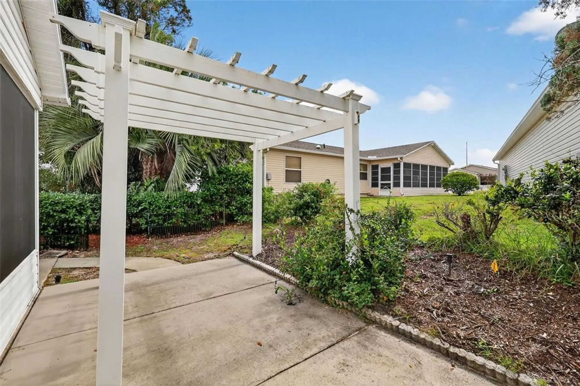 Property Slideshow image 28 of 32 | 1201 de la fuente ct, The Villages, FL, 32162