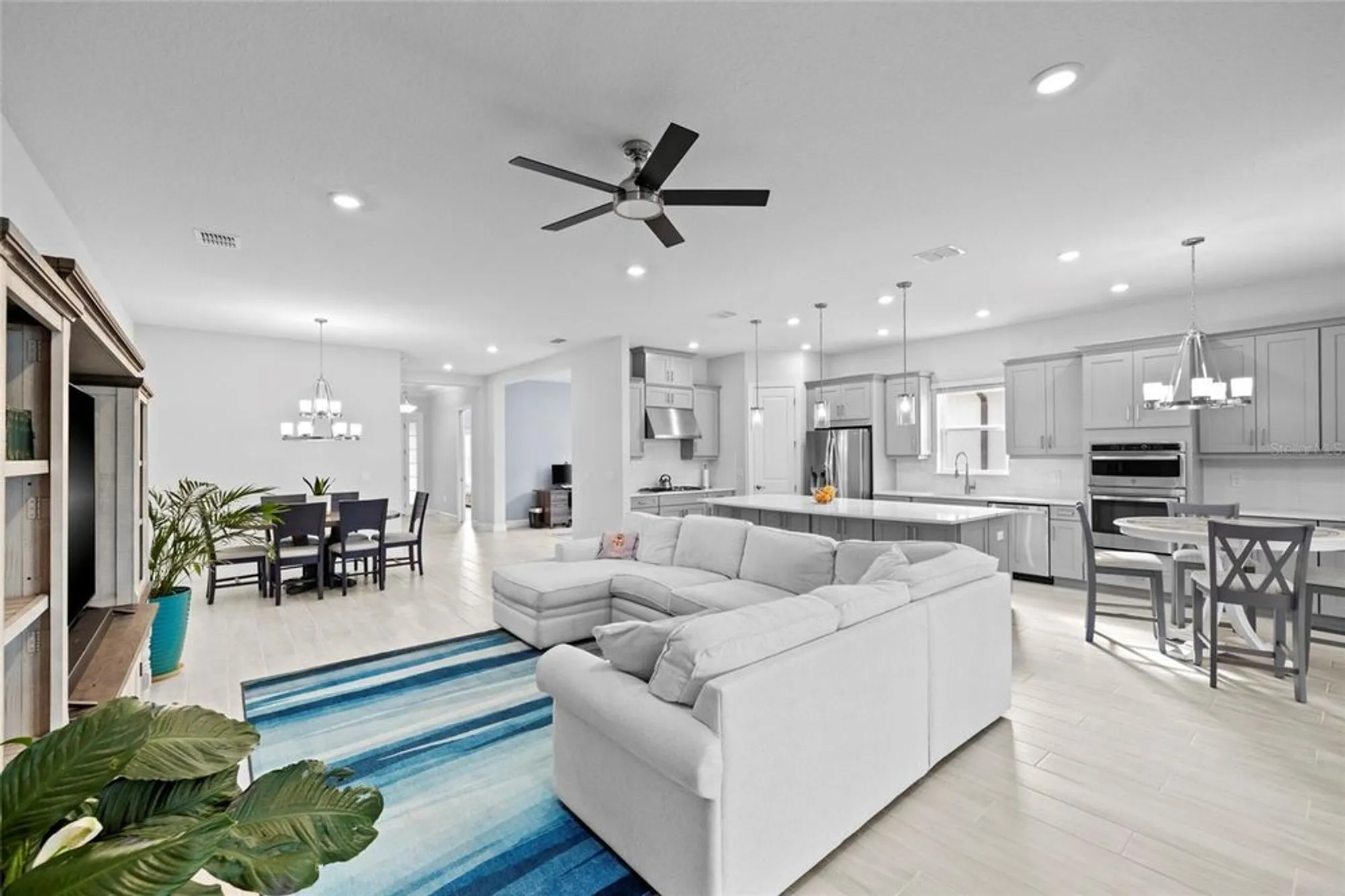 Property Slideshow image 9 of 56 | 5132 caserta ct, Palmetto, FL, 34221