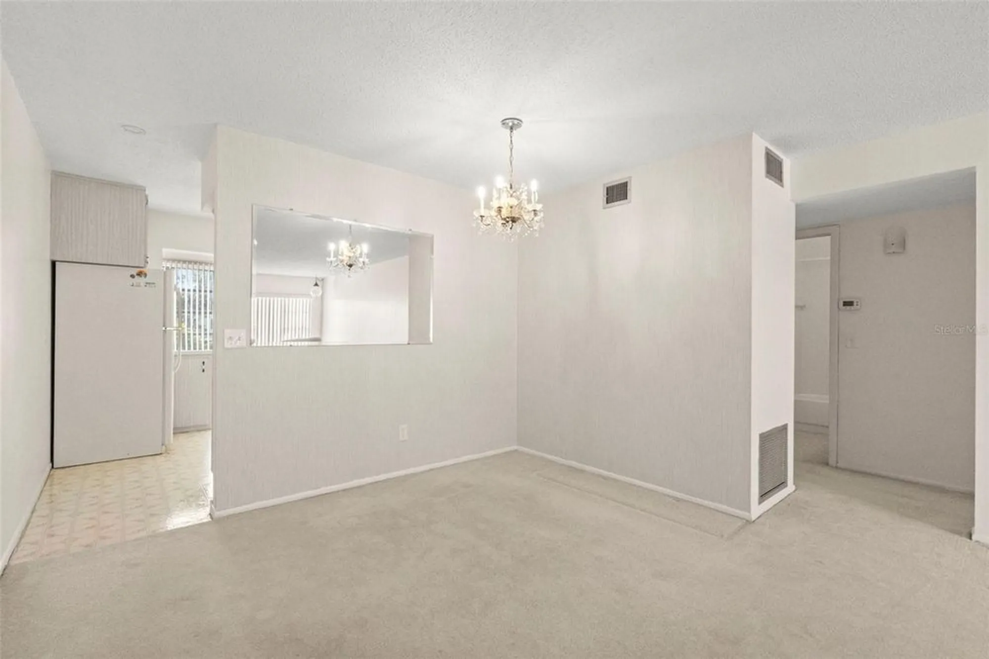 Property Slideshow image 6 of 43 | 2429 ecuadorian way 47, Clearwater, FL, 33763