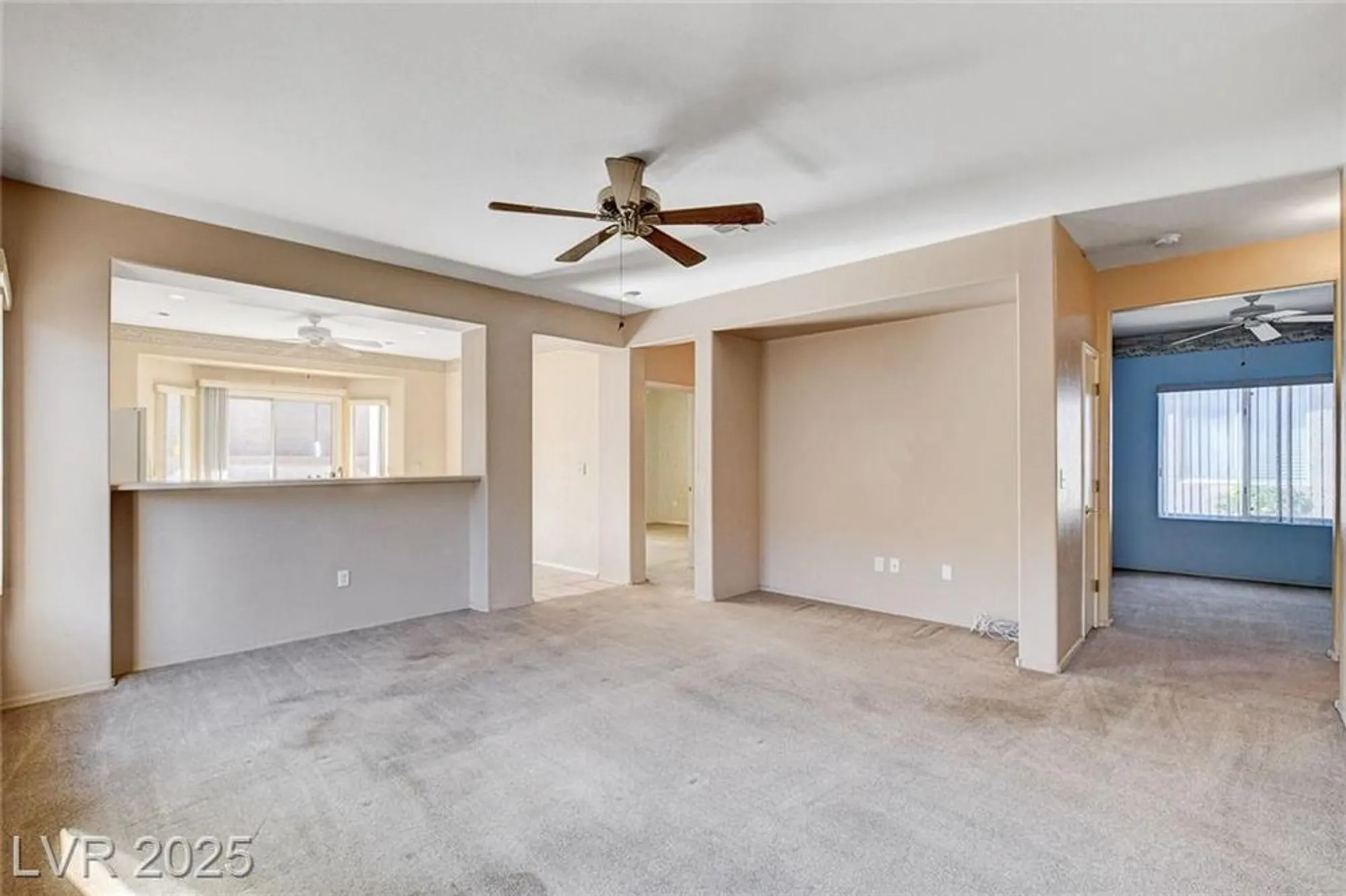 Property Slideshow image 5 of 32 | 2507 libretto ave, Henderson, NV, 89052