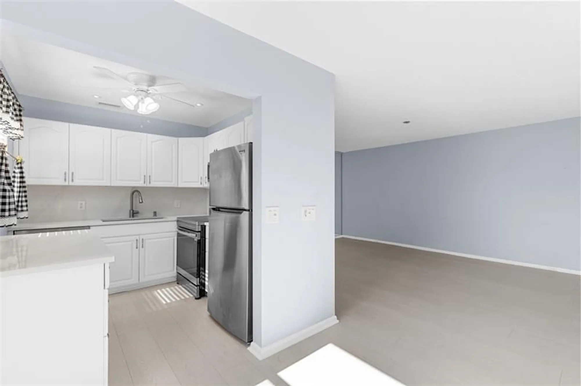 Property Slideshow image 19 of 28 | 64 oakridge e # 64, Deerfield Beach, FL, 33442