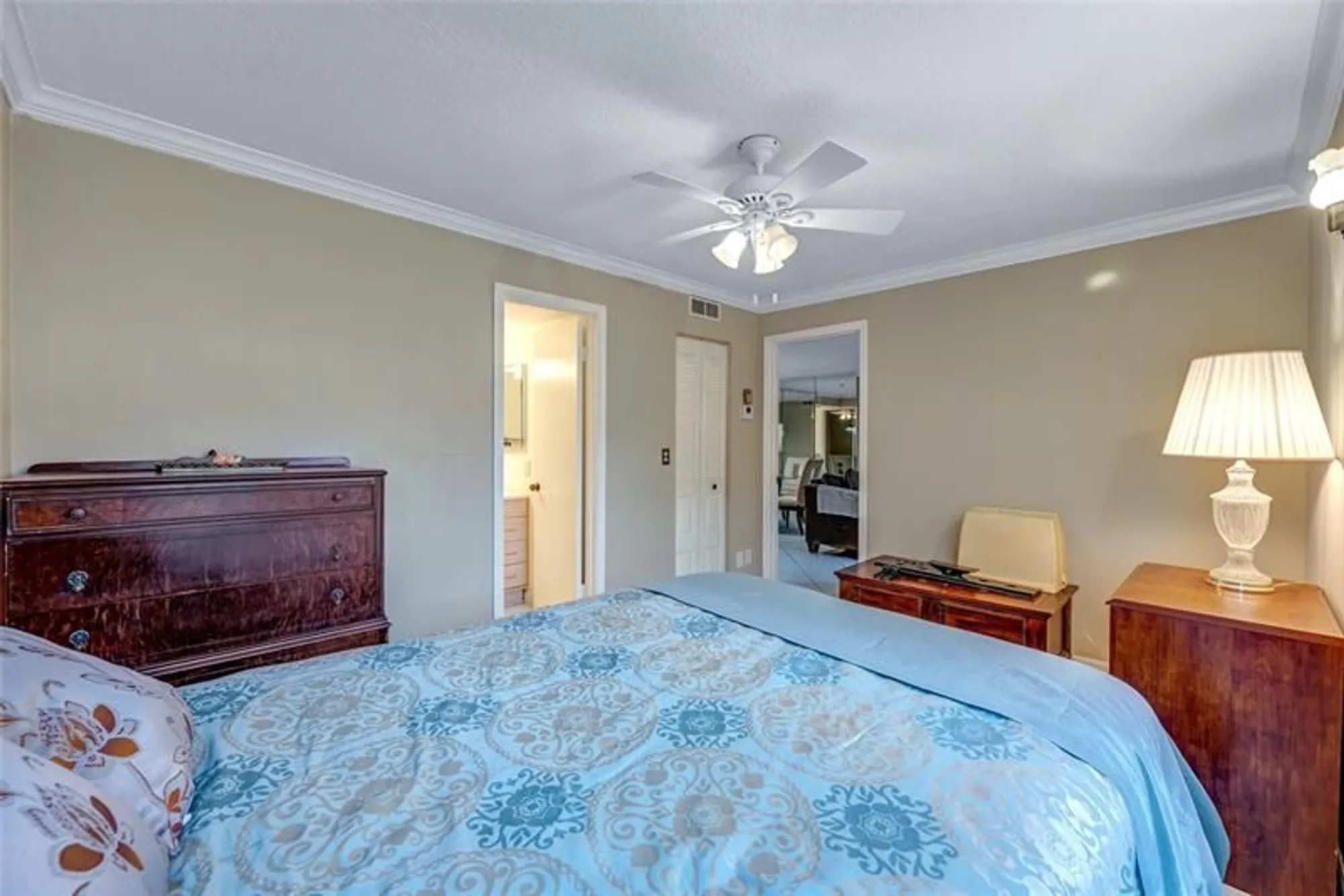 Property Slideshow image 14 of 21 | 3774 inverrary blvd apt 104p, Lauderhill, FL, 33319