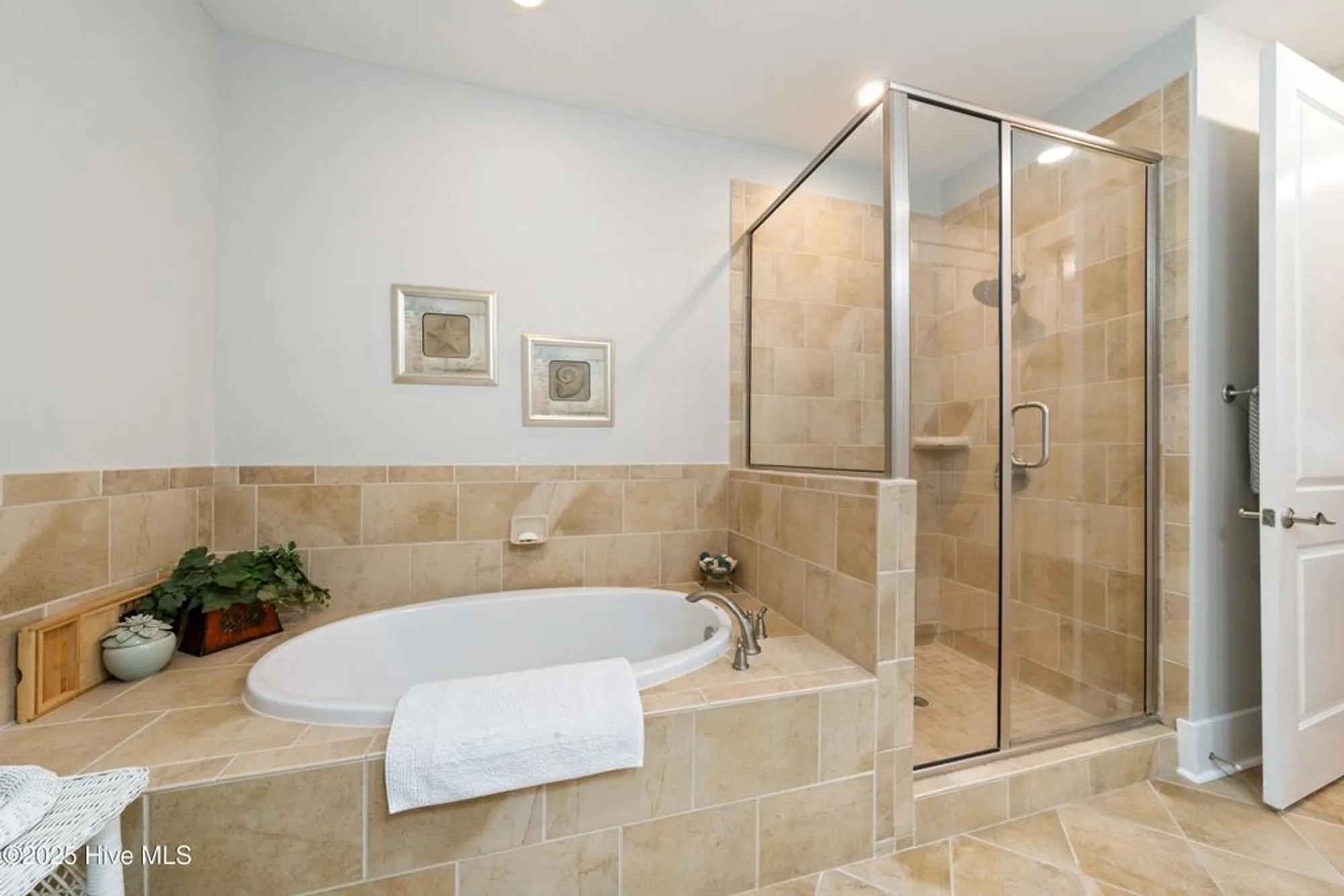 Property Slideshow image 22 of 46 | 2537 st james dr apt 705, Southport, NC, 28461