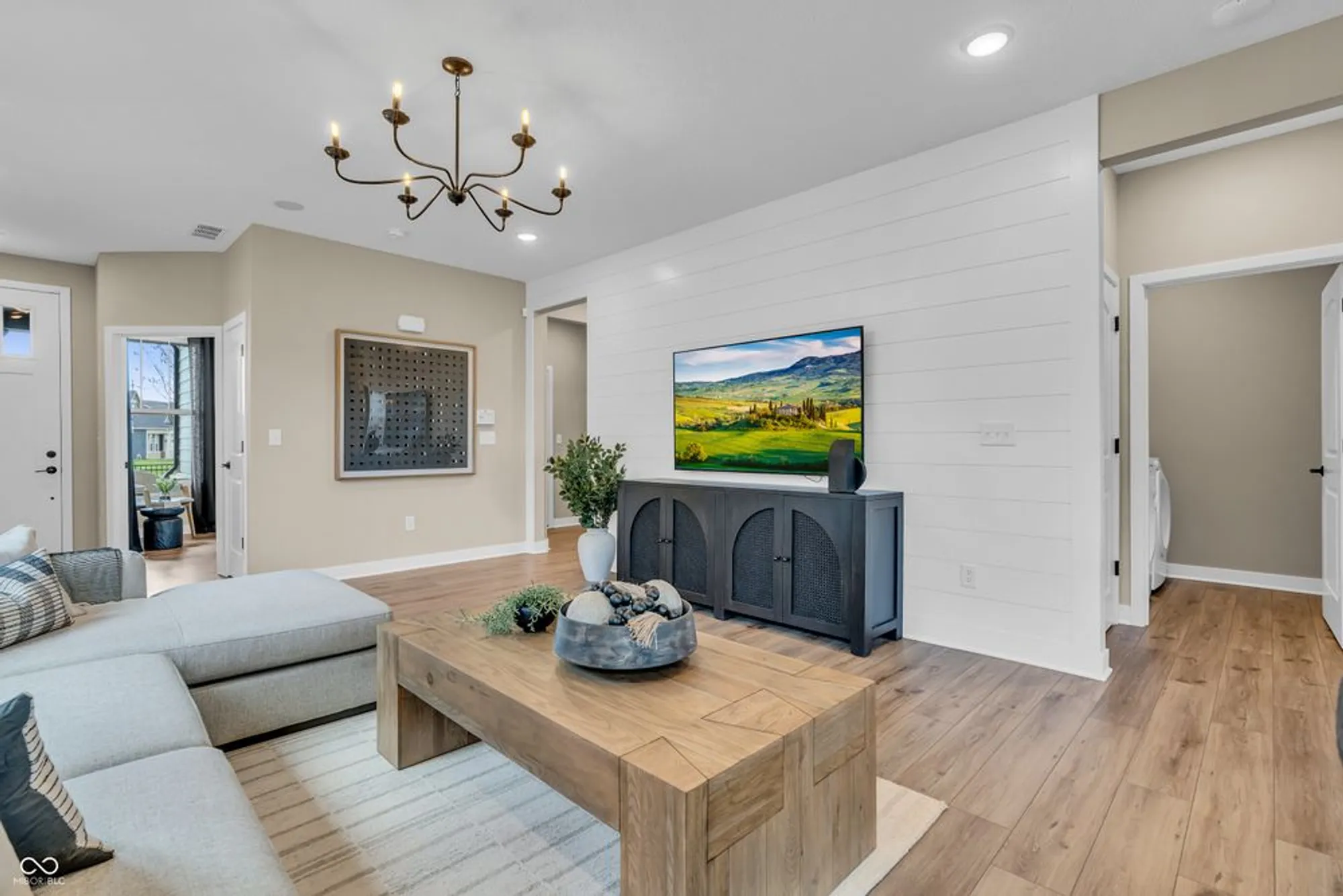 Property Slideshow image 6 of 31 | 13296 roundtop rd, Noblesville, IN, 46060