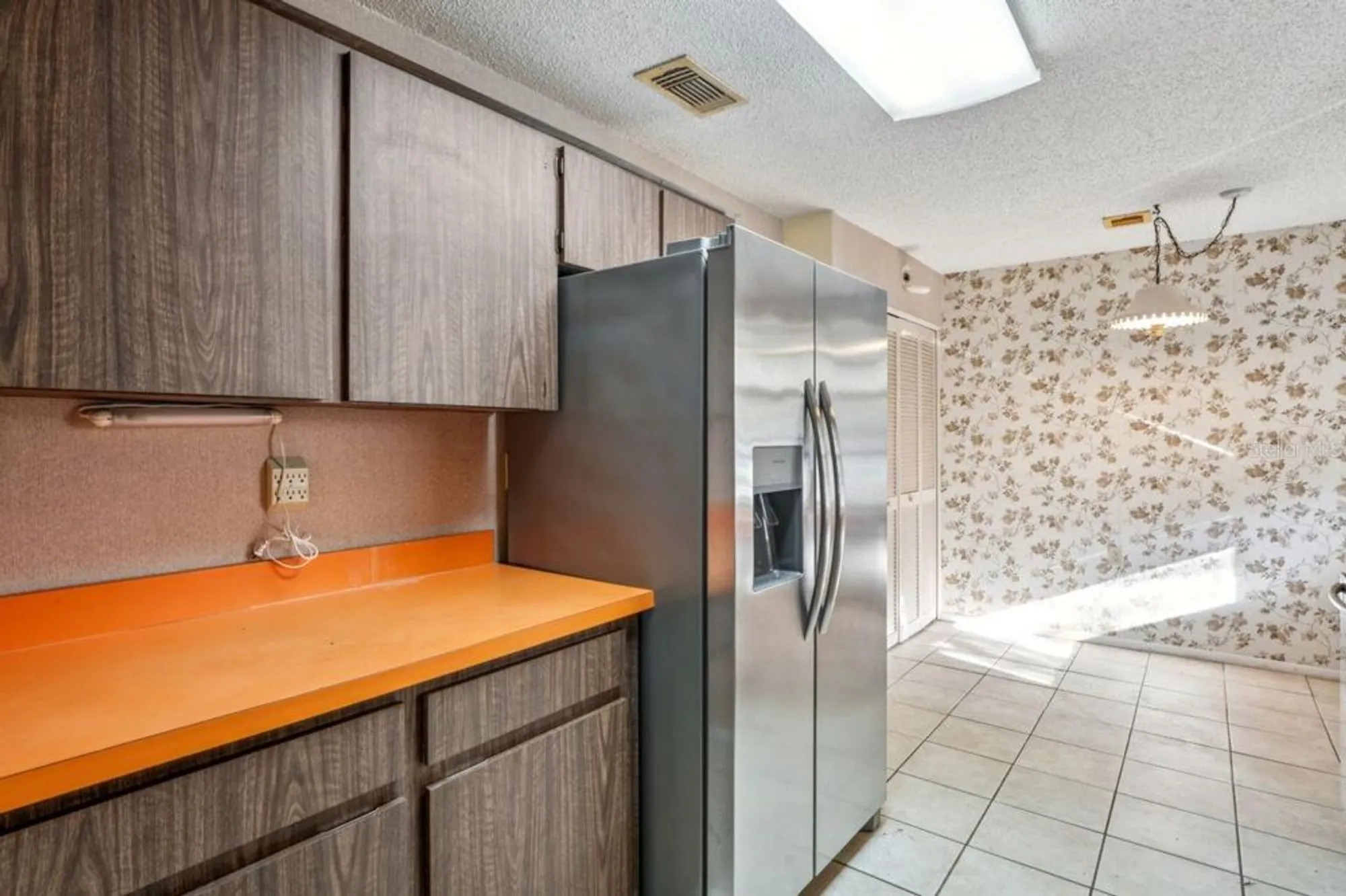 Property Slideshow image 13 of 75 | 8718 benton dr, Port Richey, FL, 34668