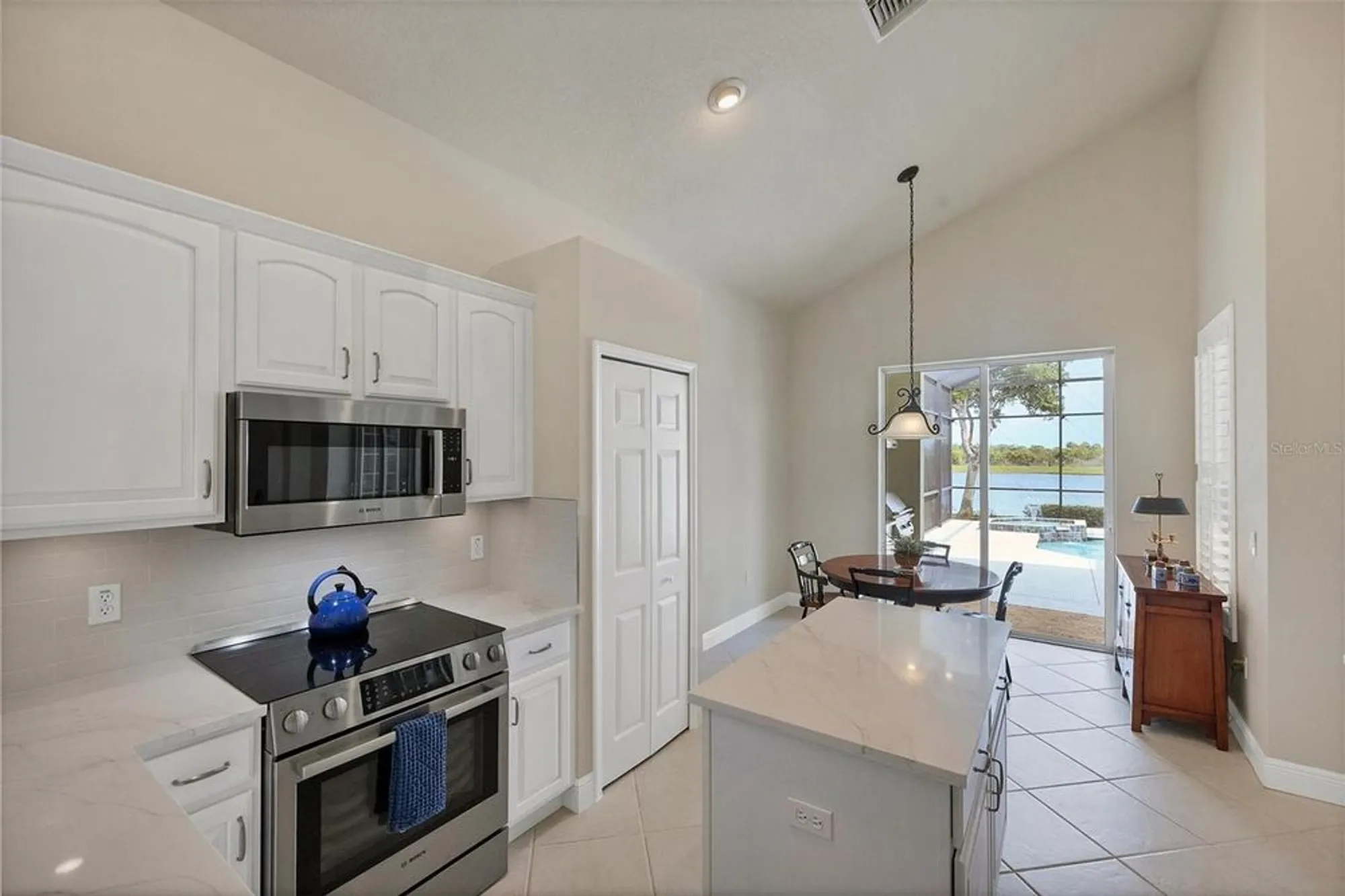 Property Slideshow image 38 of 82 | 23787 waverly cir, Venice, FL, 34293