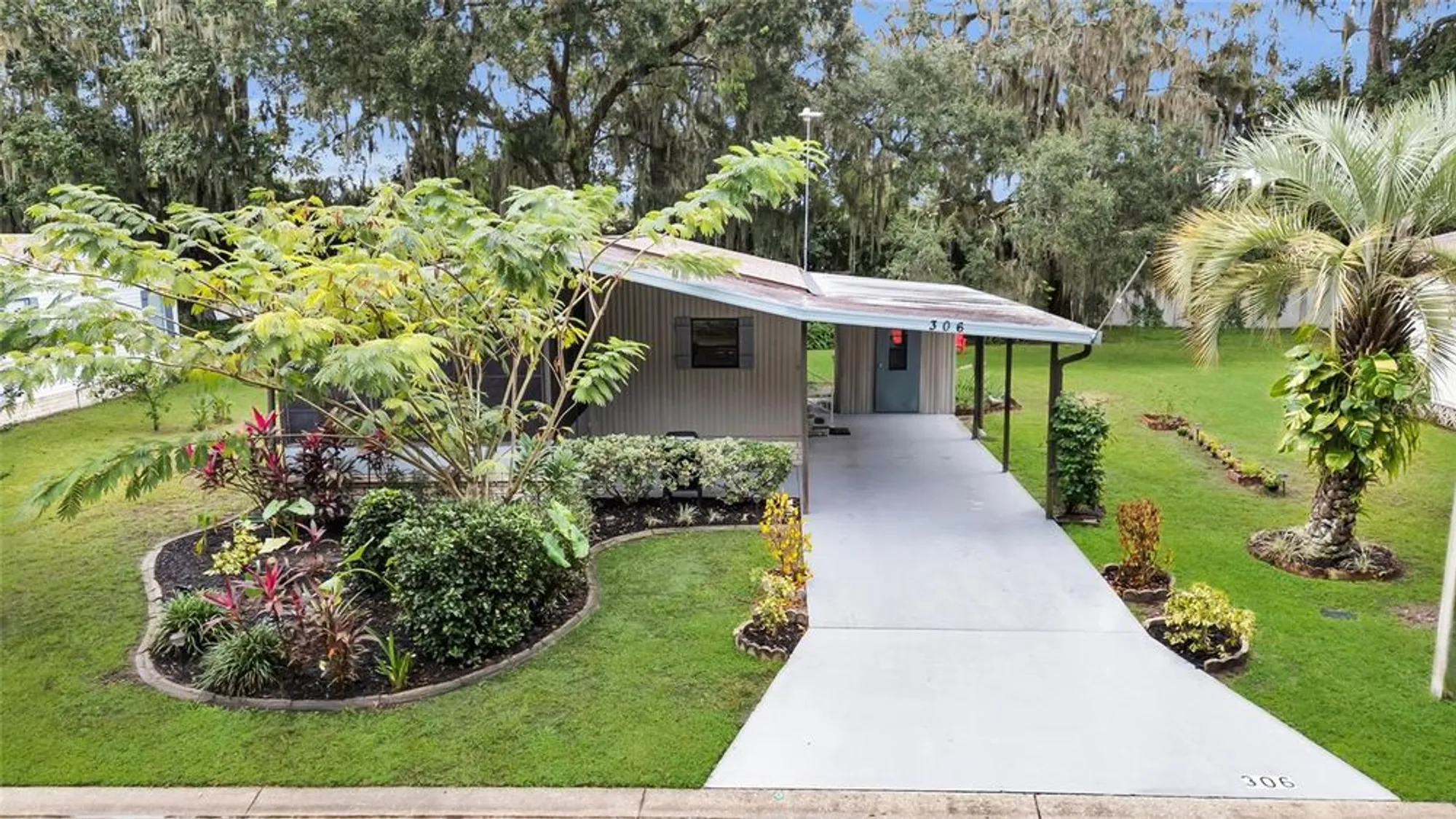 Property Slideshow image 31 of 35 | 306 s timber trl, Wildwood, FL, 34785